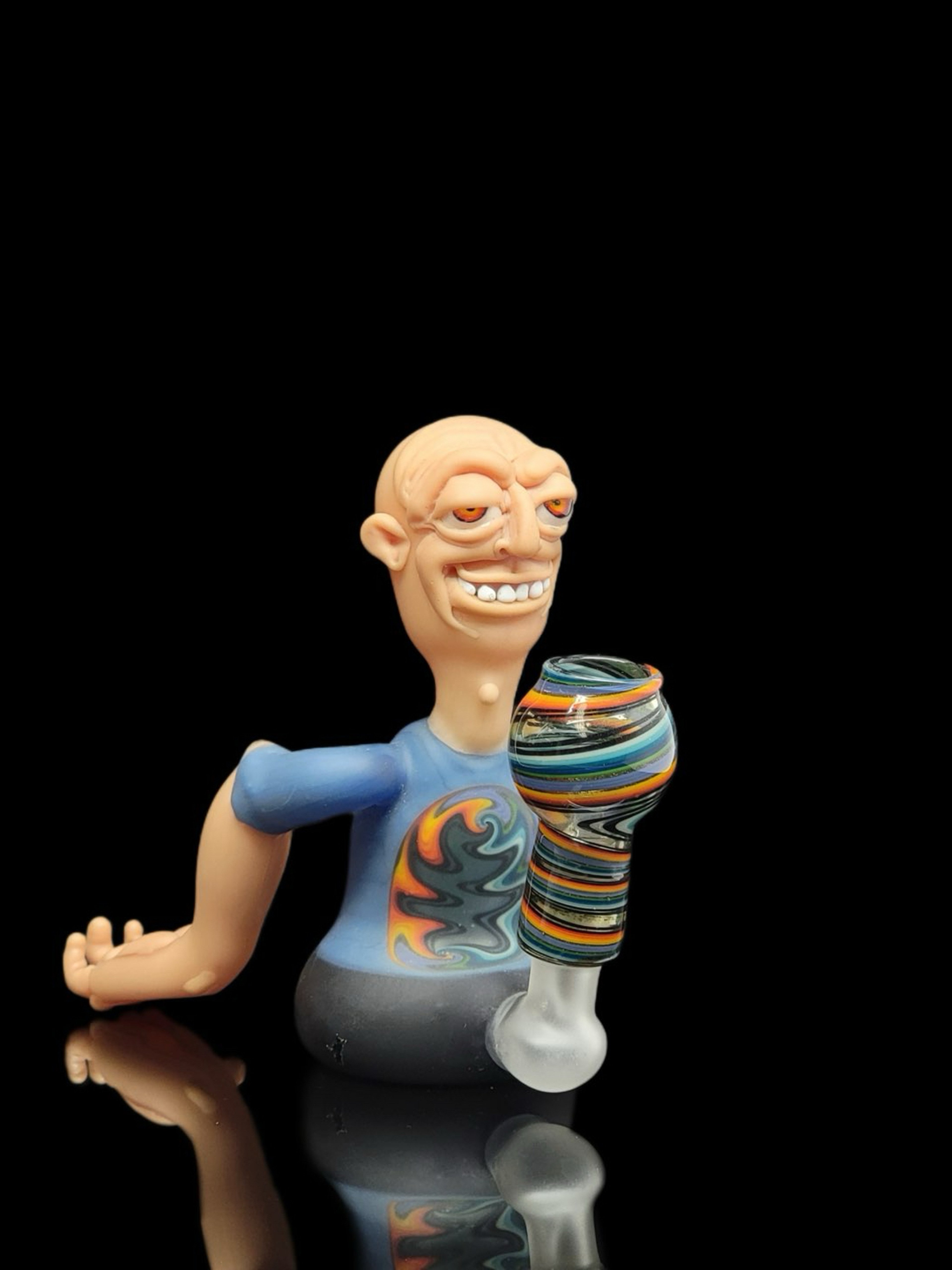Preview pic of Rocko Glass Wig Wag Guy 2015