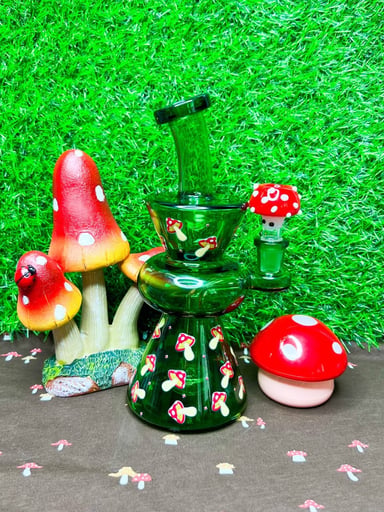 Preview pic of Green Mushrooms 8in Water Pipe/Dab Rig
