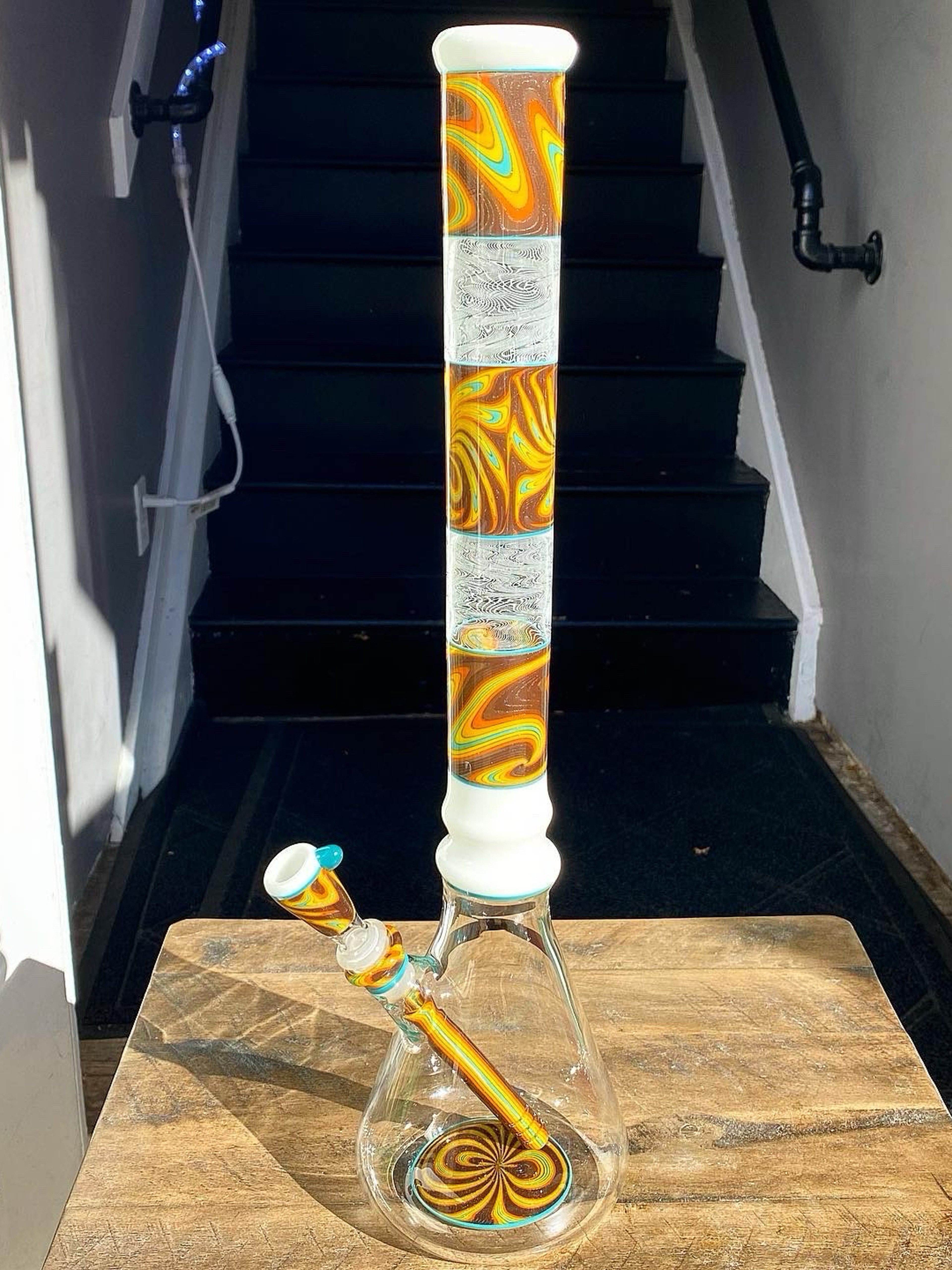 Preview pic of Heady Retti & Wiggy Beaker