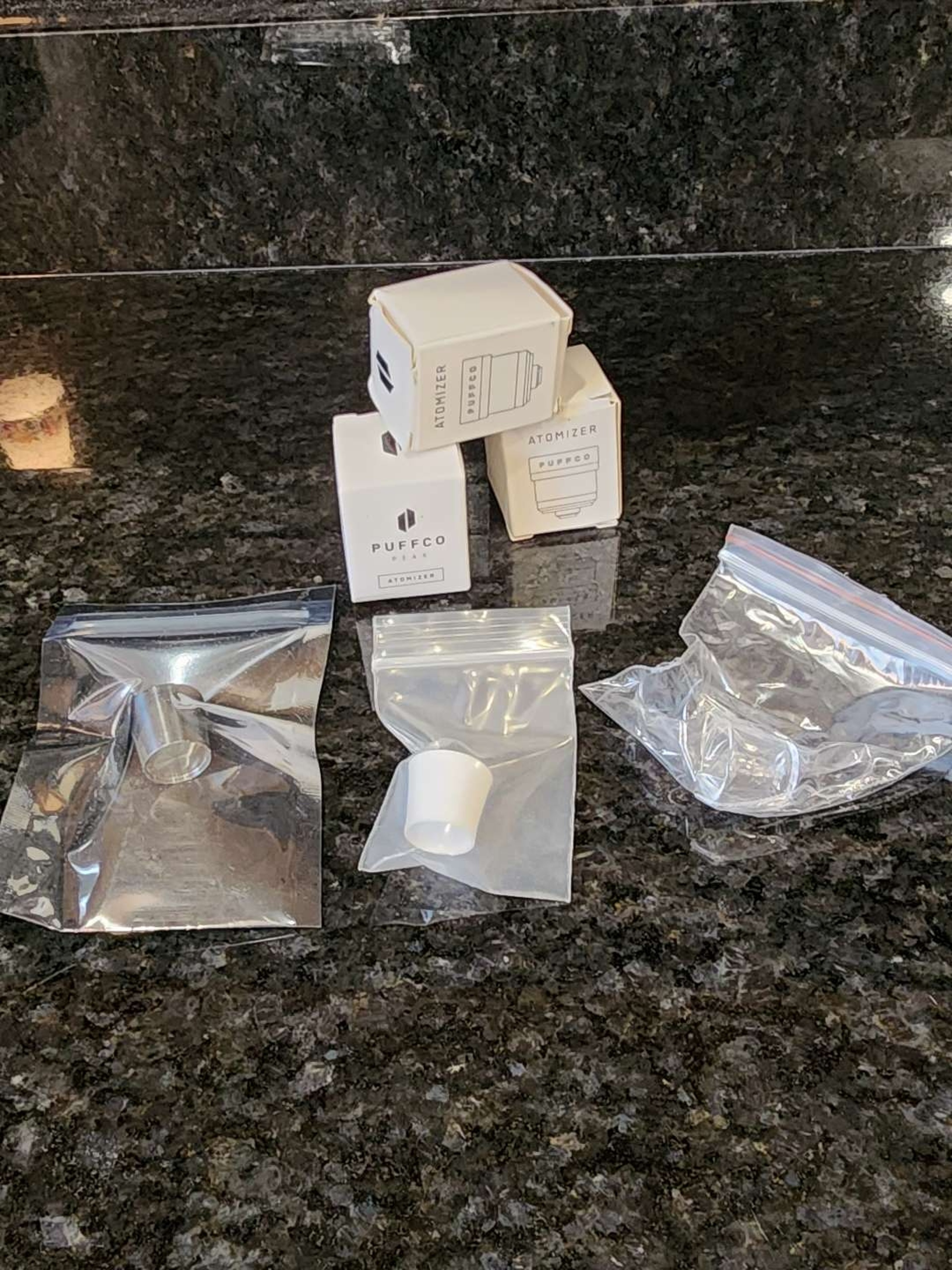 Preview pic of Puffco Peak OG atomizer/cup bundle (new)