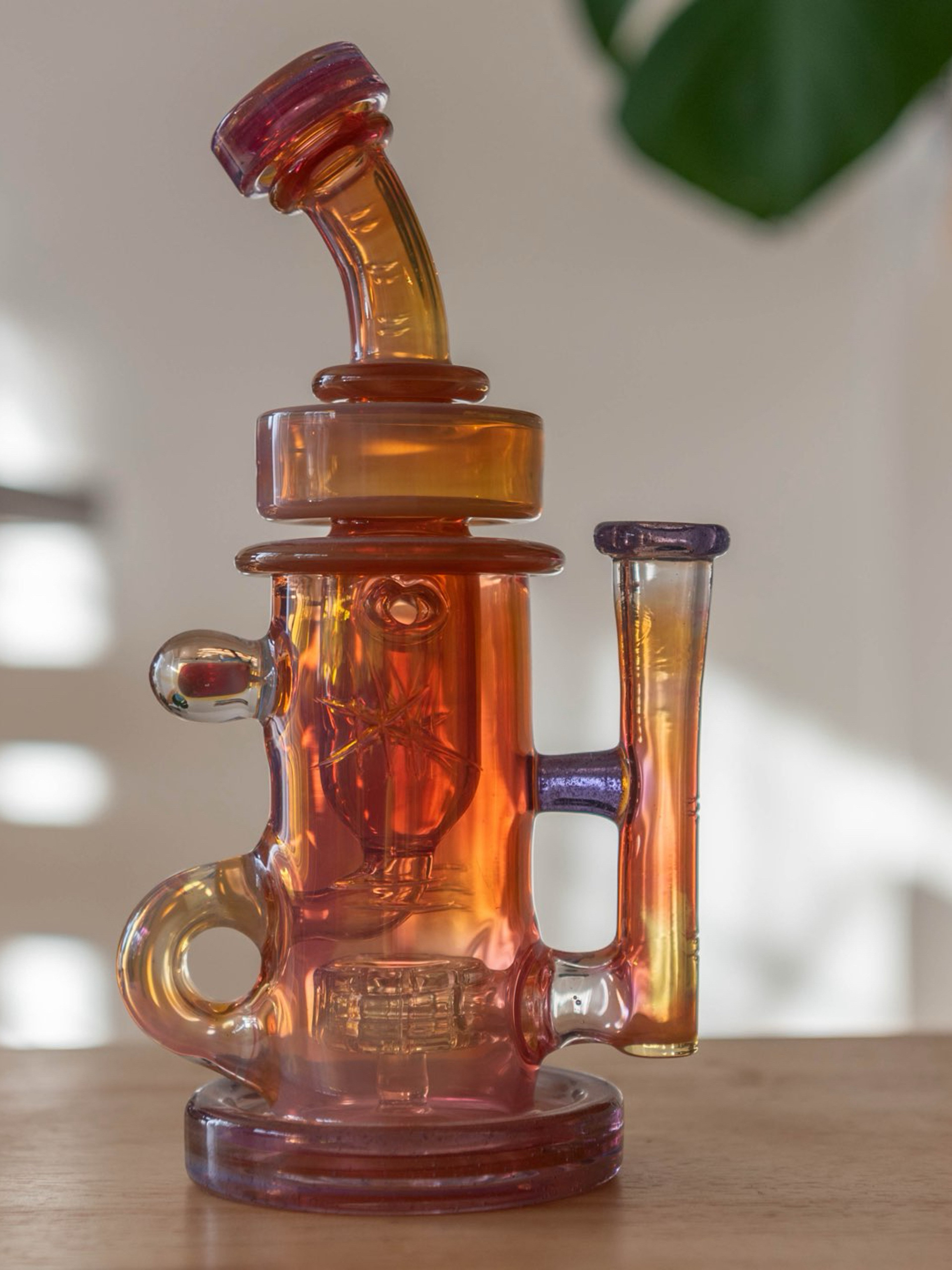 Preview pic of Bronx Glass - Gold Fume Klein w/purple lollipop accents