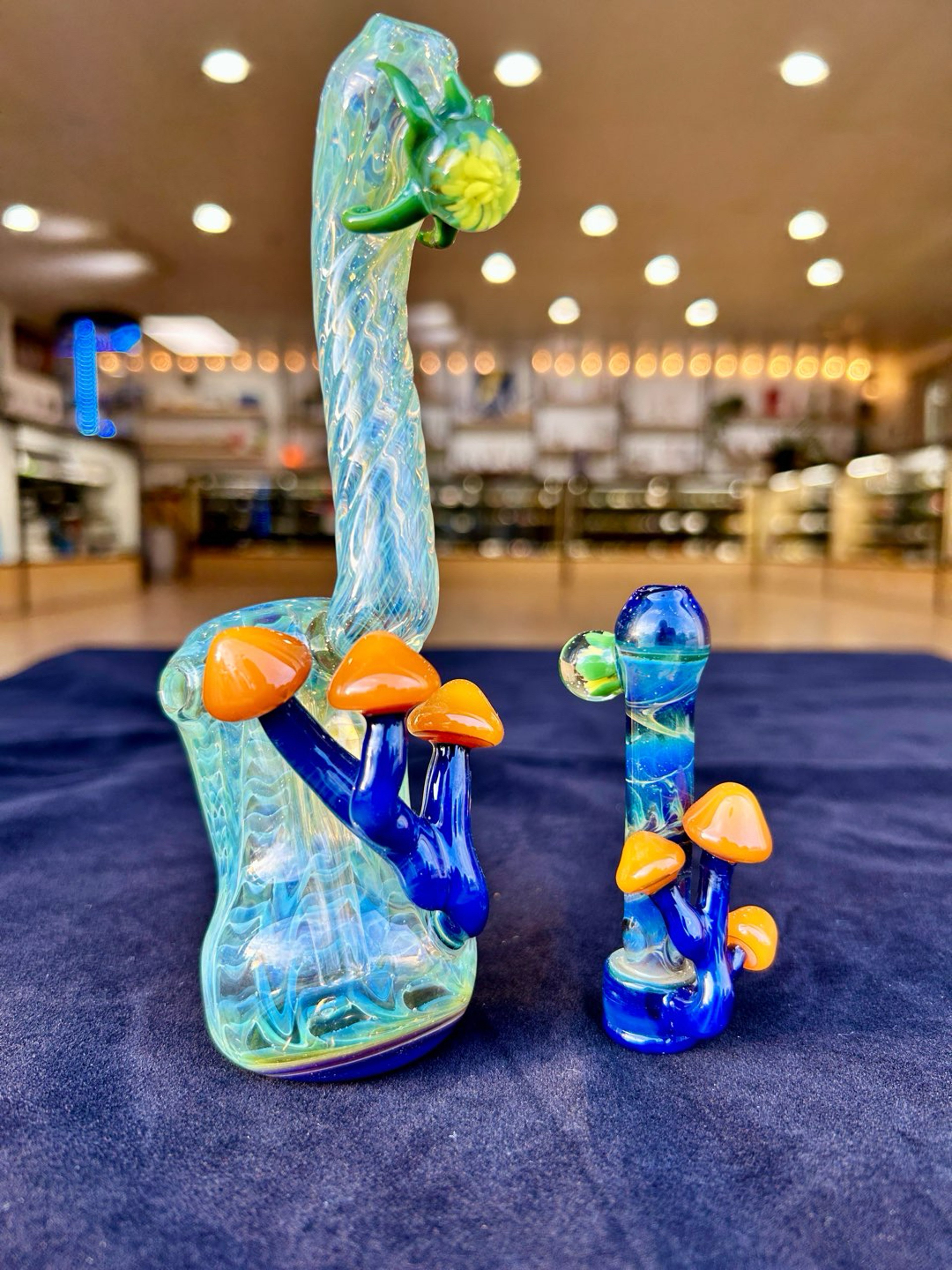 Preview pic of Mushroom Bubbler / Chillum Set