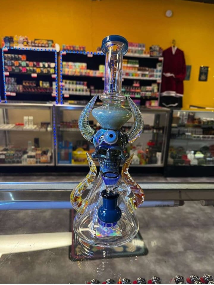 Thick Tattoo Glass Recycler Rig