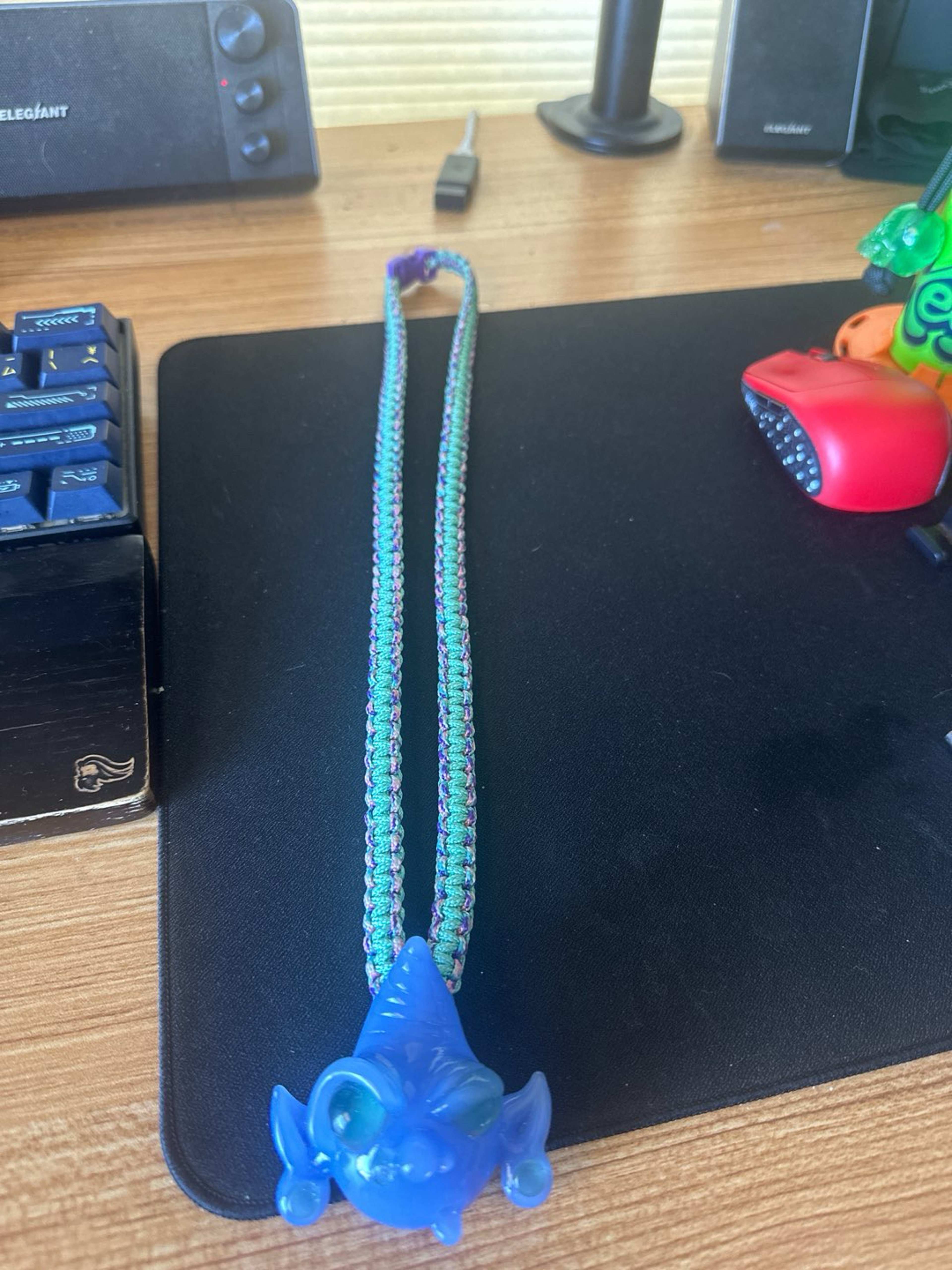 Preview pic of Timothy d on a Timmy two strings wrap
