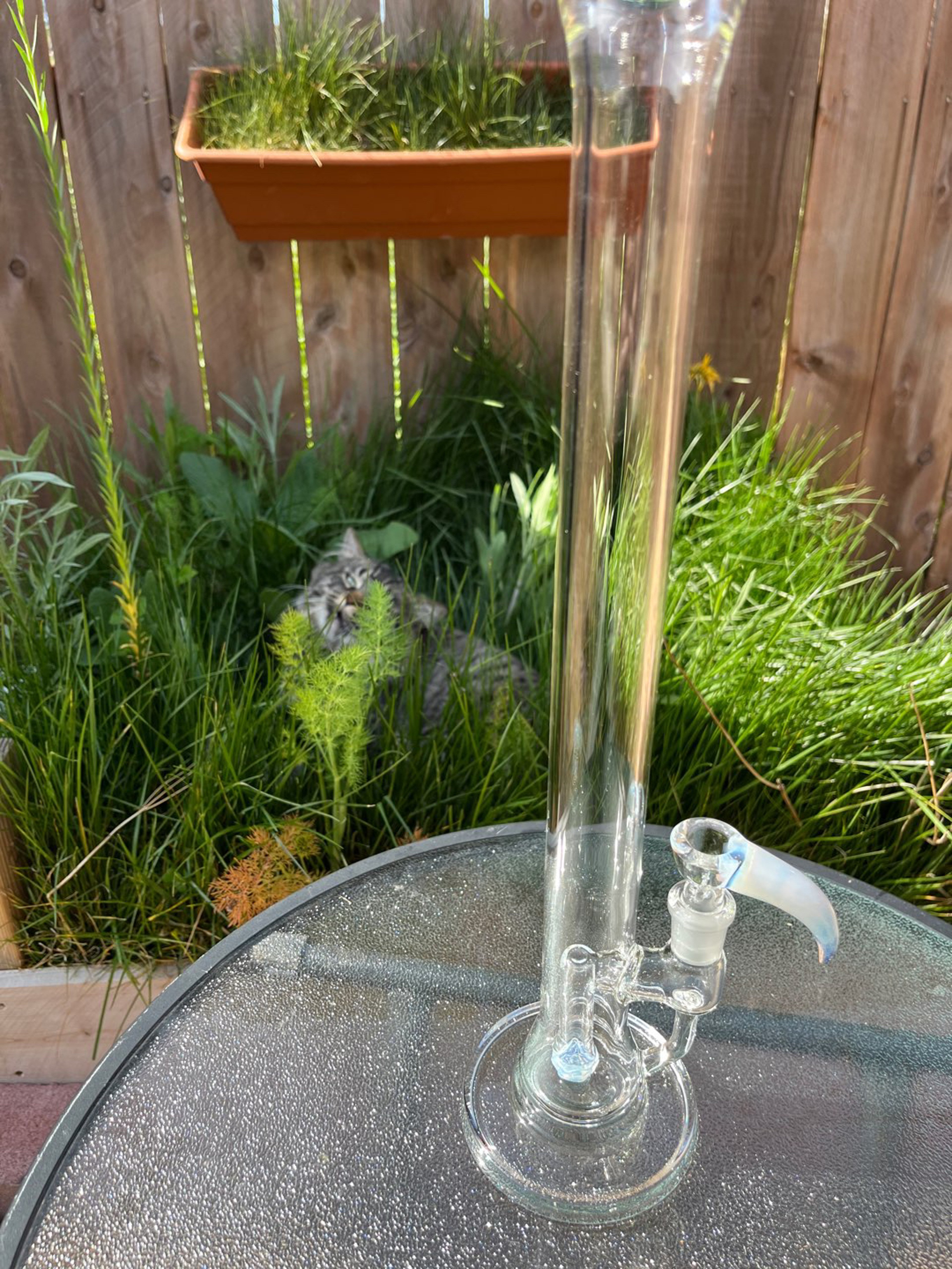 Preview pic of Fluid glass