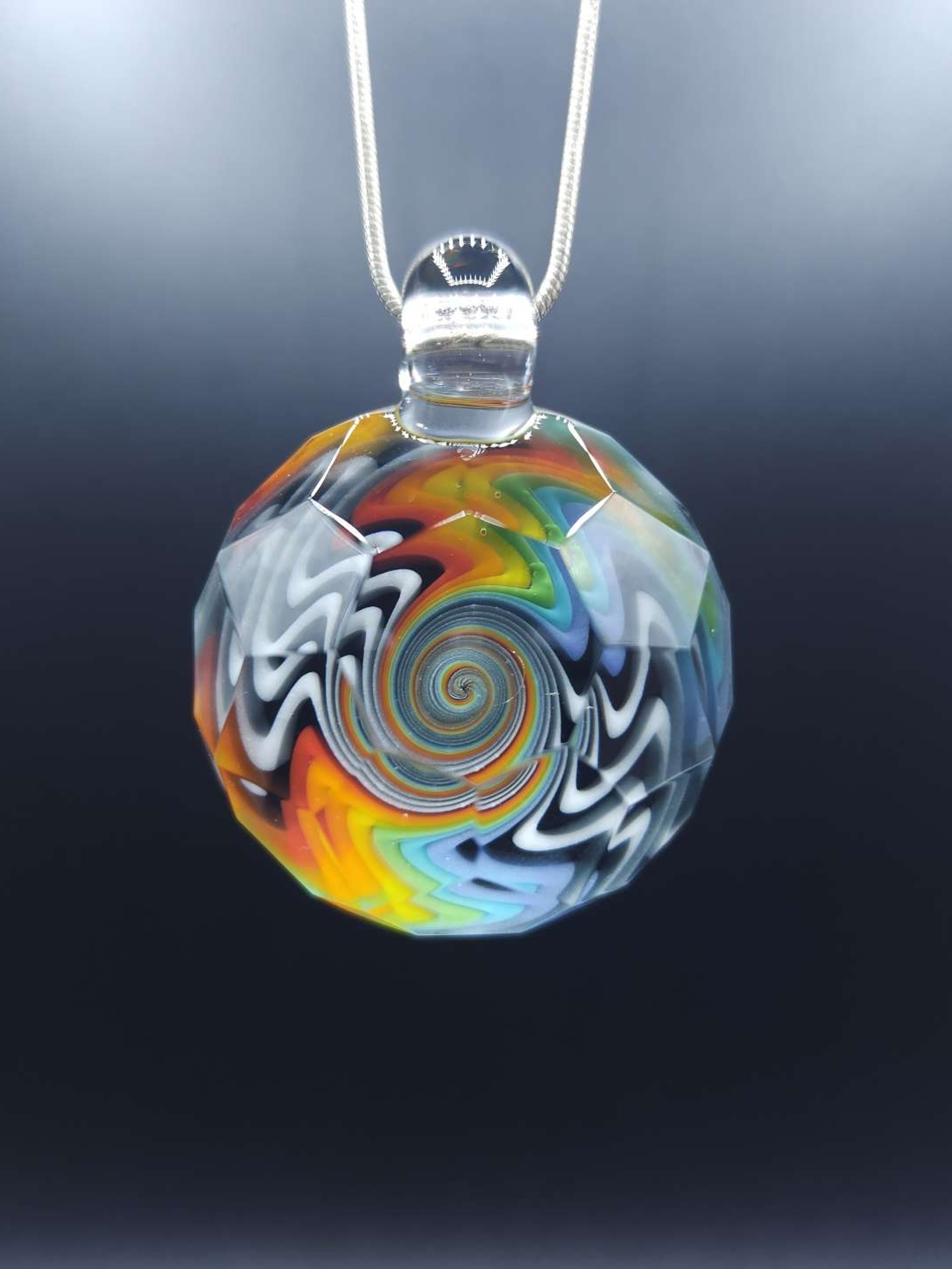 Preview pic of Faceted Rainbow Jailhouse Wig-wag Pendant