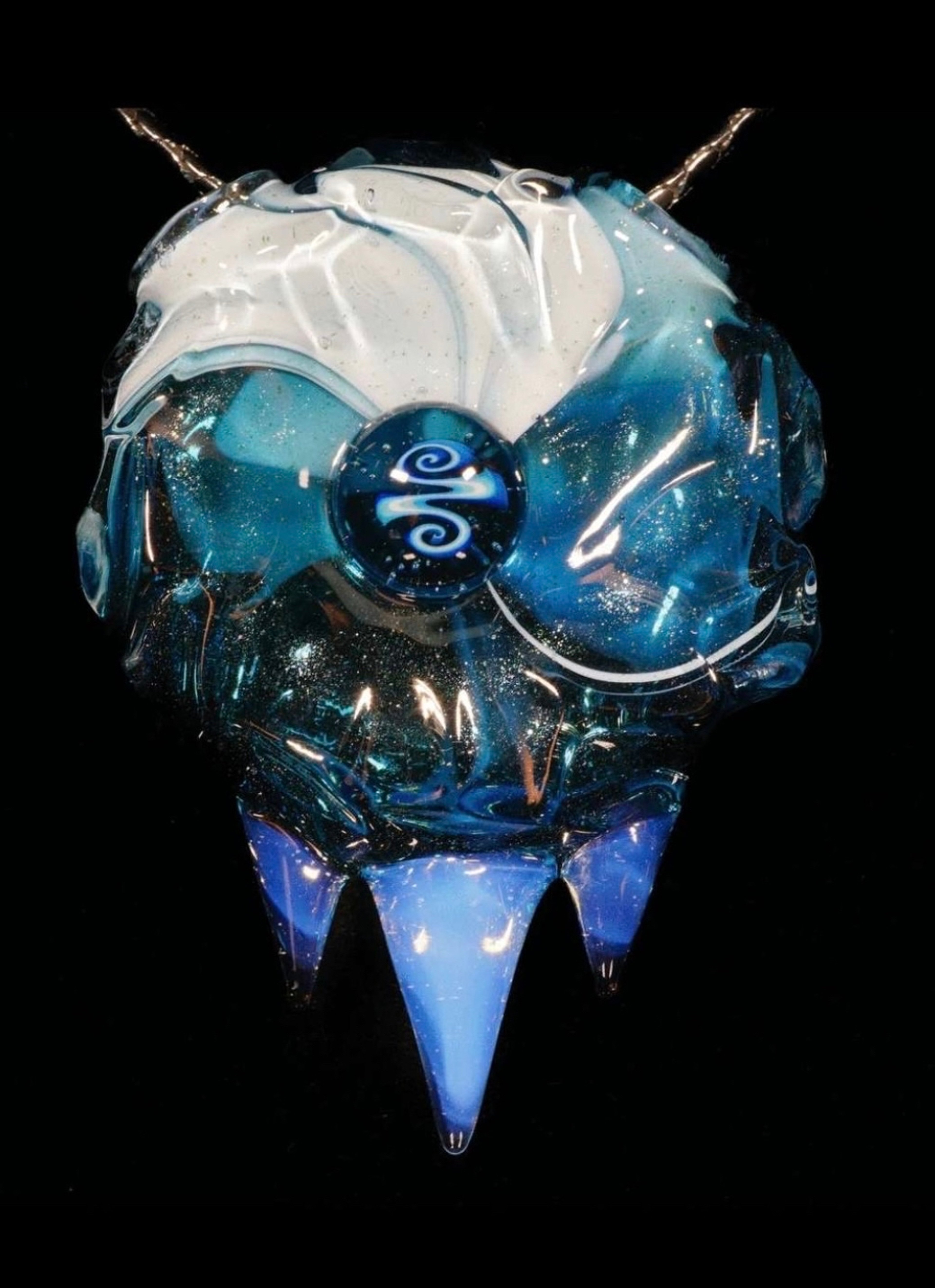 Preview pic of Chaka blizzard tech pendant