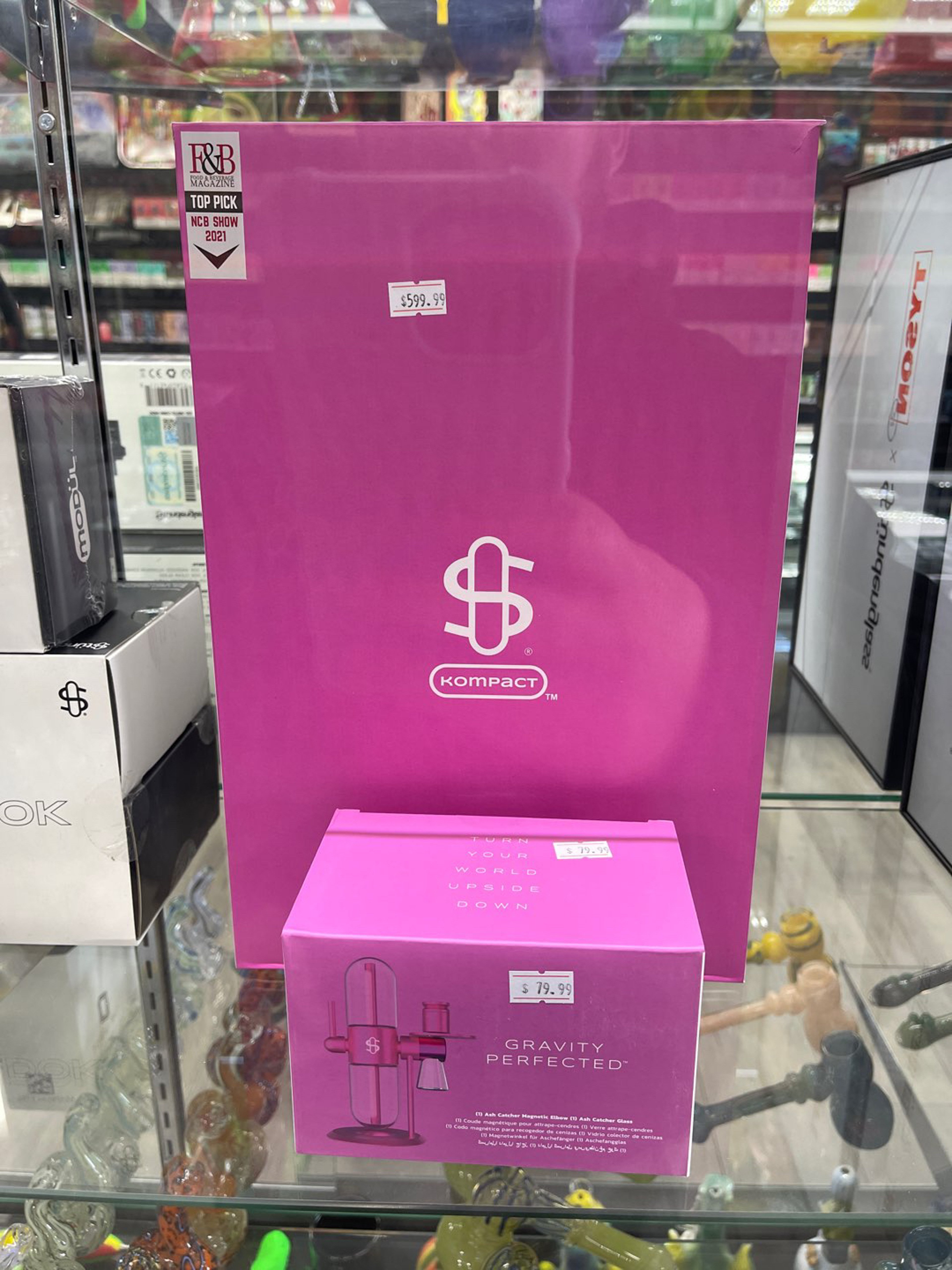 Preview pic of Stundenglass Kompact Pink Edition w/ pink ash catcher