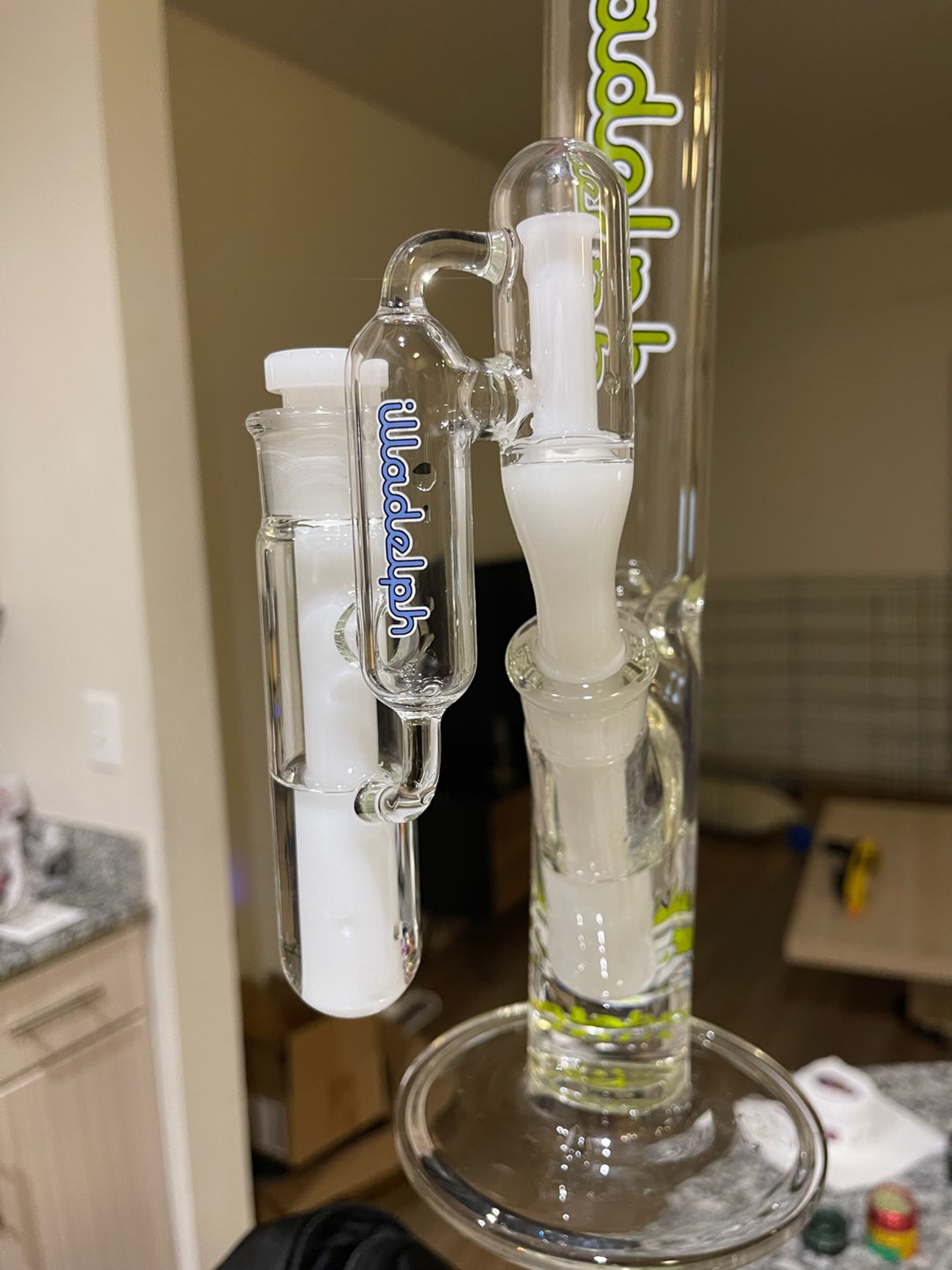 Preview pic of Illadelph straight w ash catcher