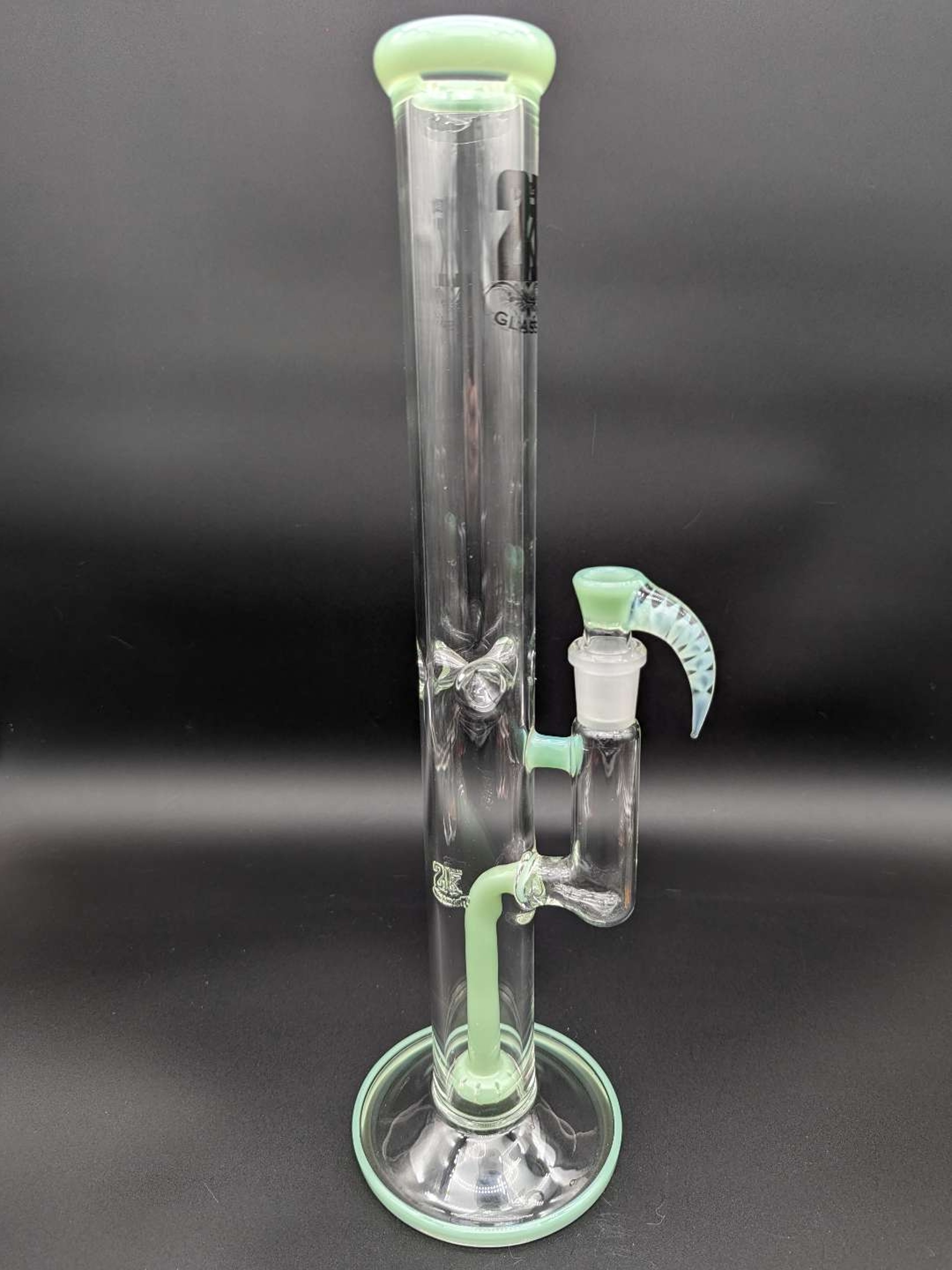 Preview pic of 2K Glass Art 17" Mint Showerhead Tube