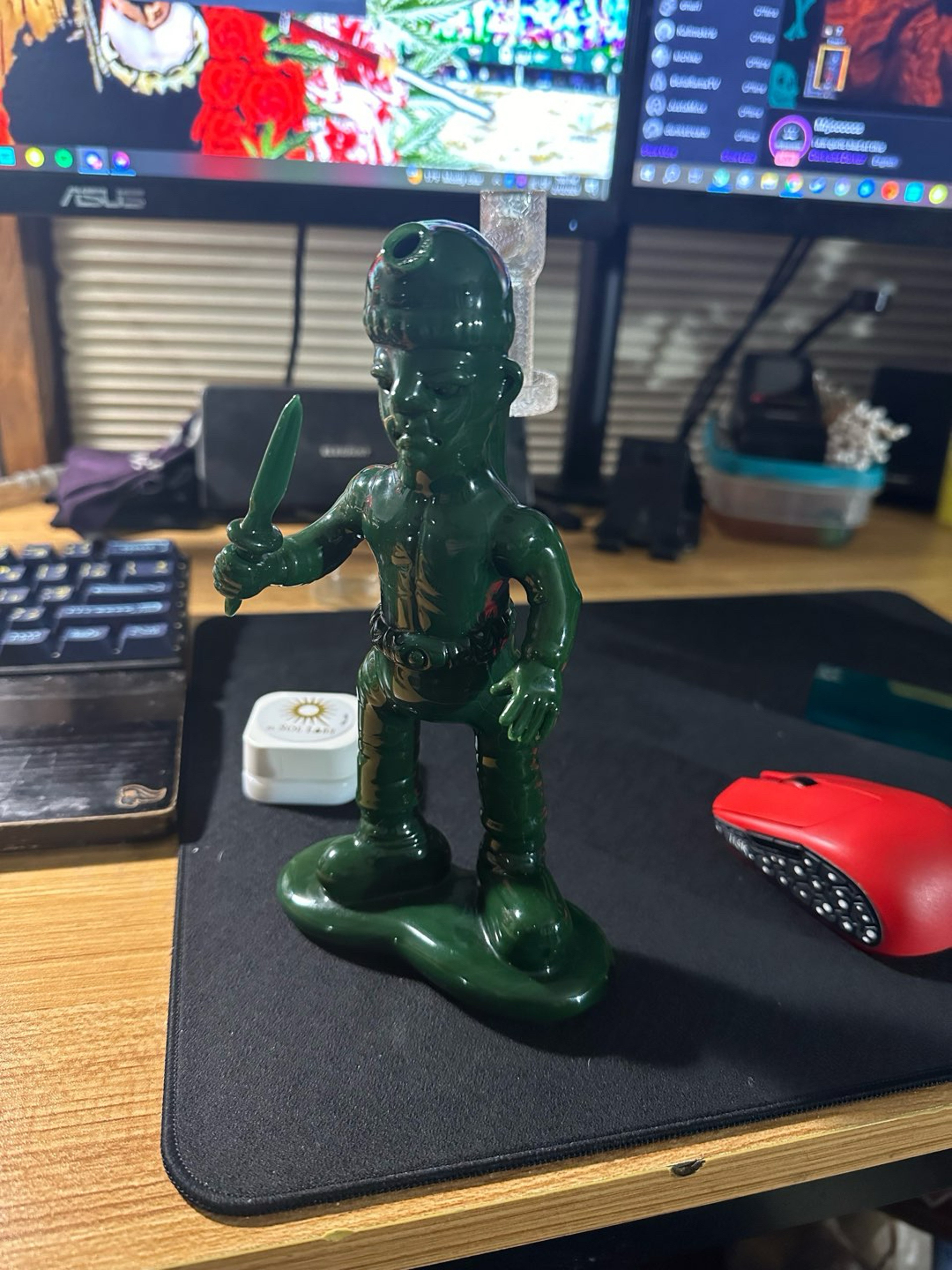 Preview pic of Army guy