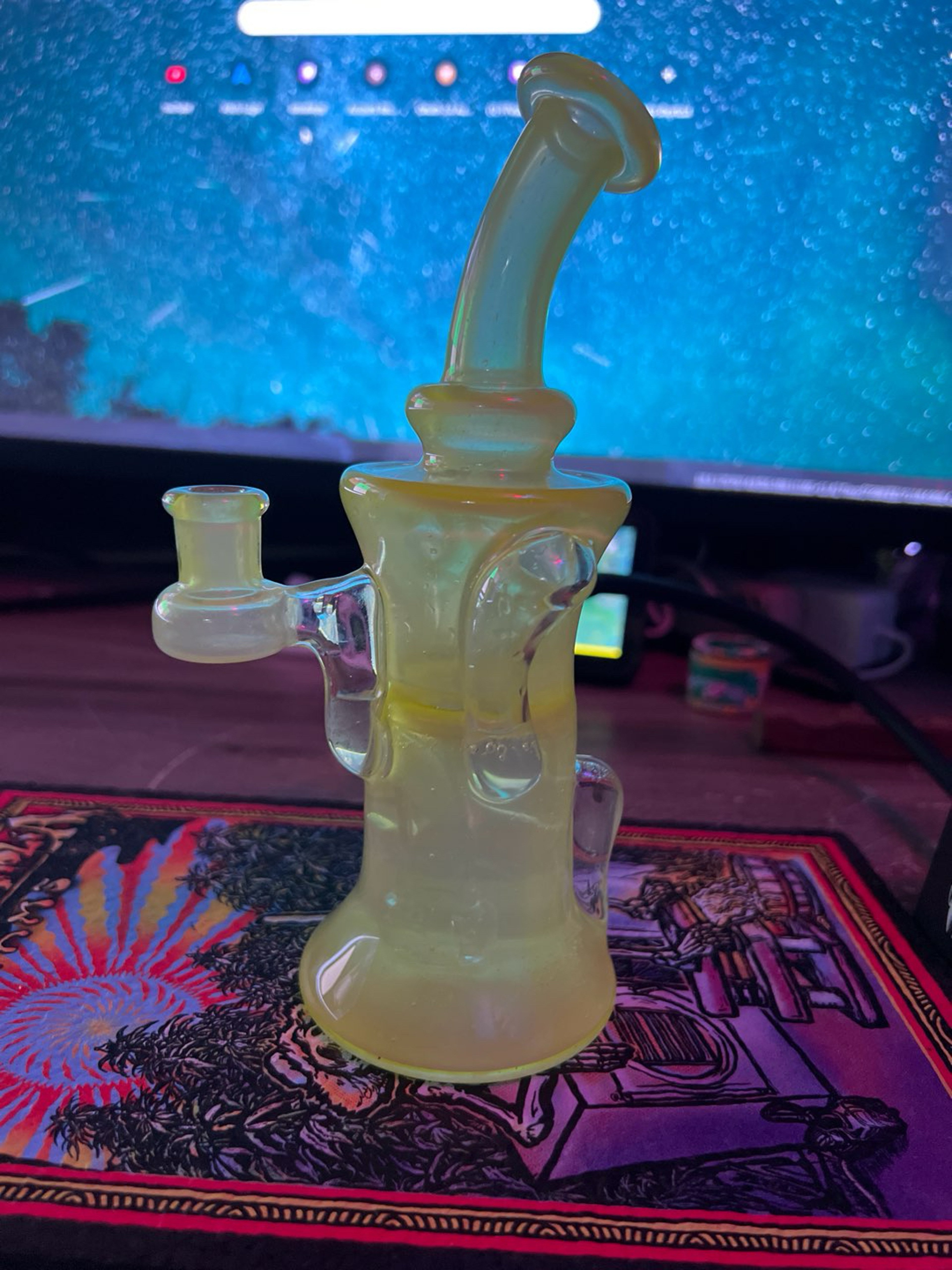 Preview pic of Chubby glass by Nate