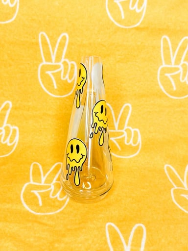 Preview pic of Melty Smiley Face Puffco Replacement Glass