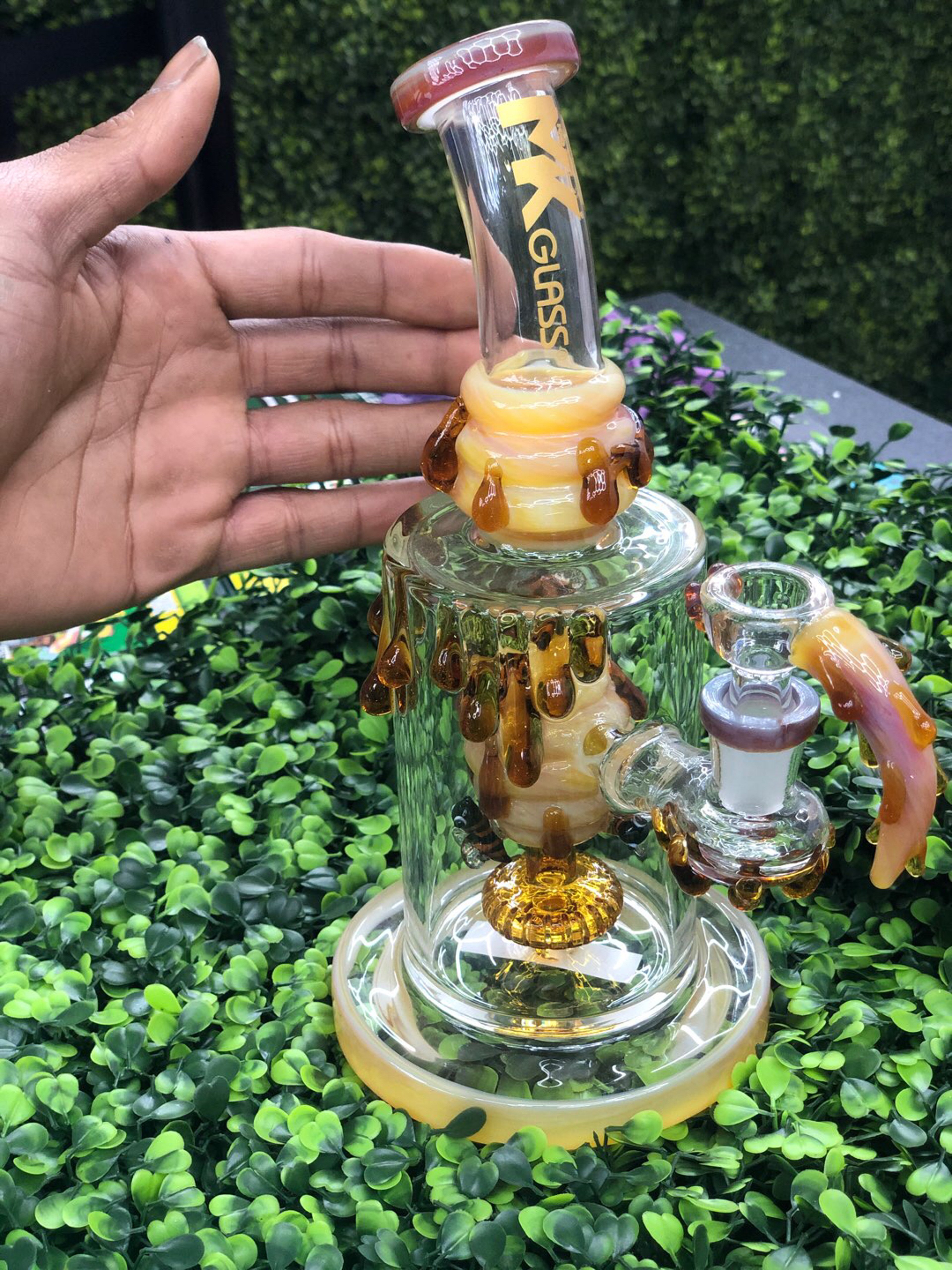 MK GLASS BEE HONEY POT image 0