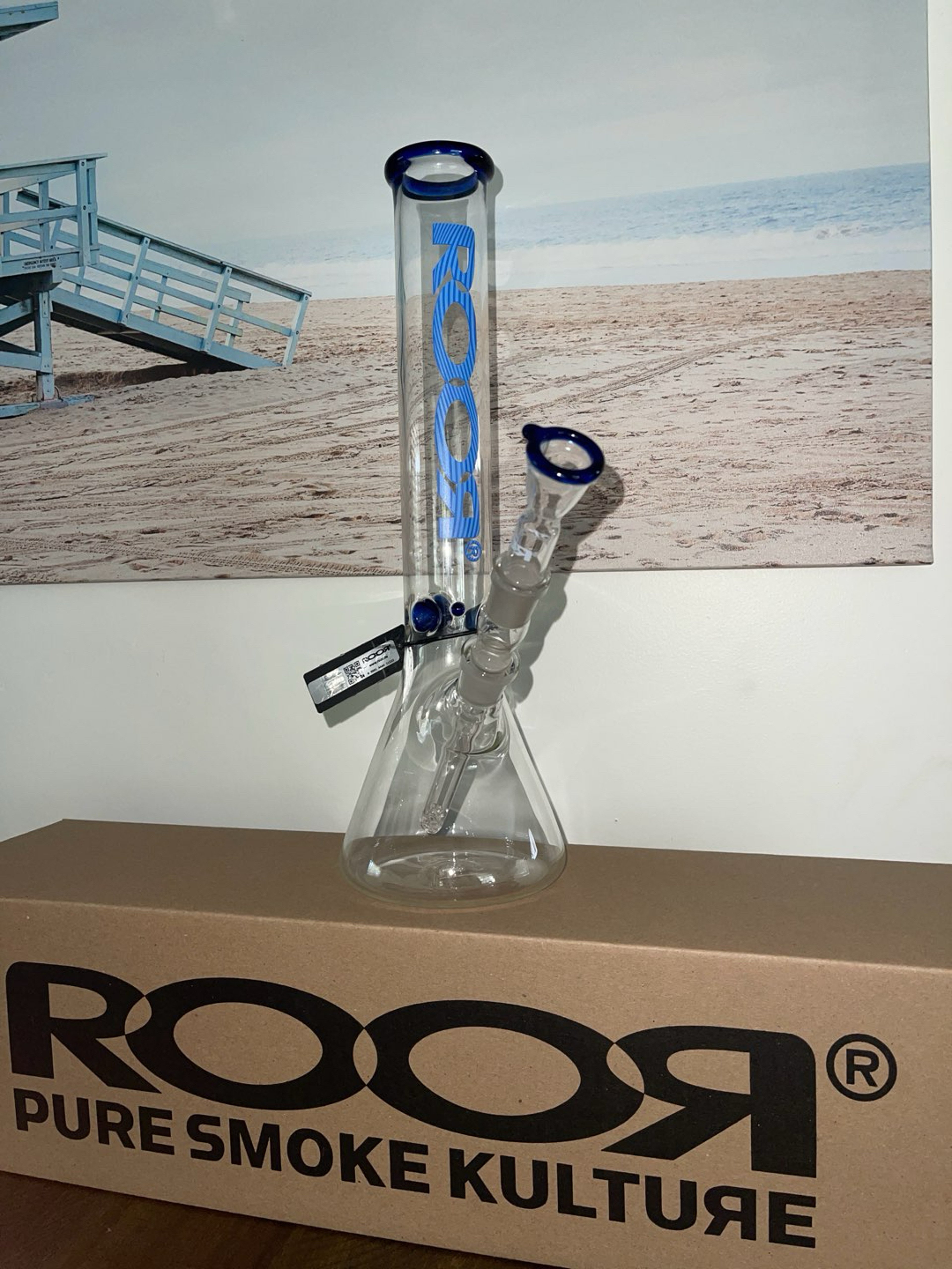 Preview pic of RooR Germany Abyss 14” Beaker