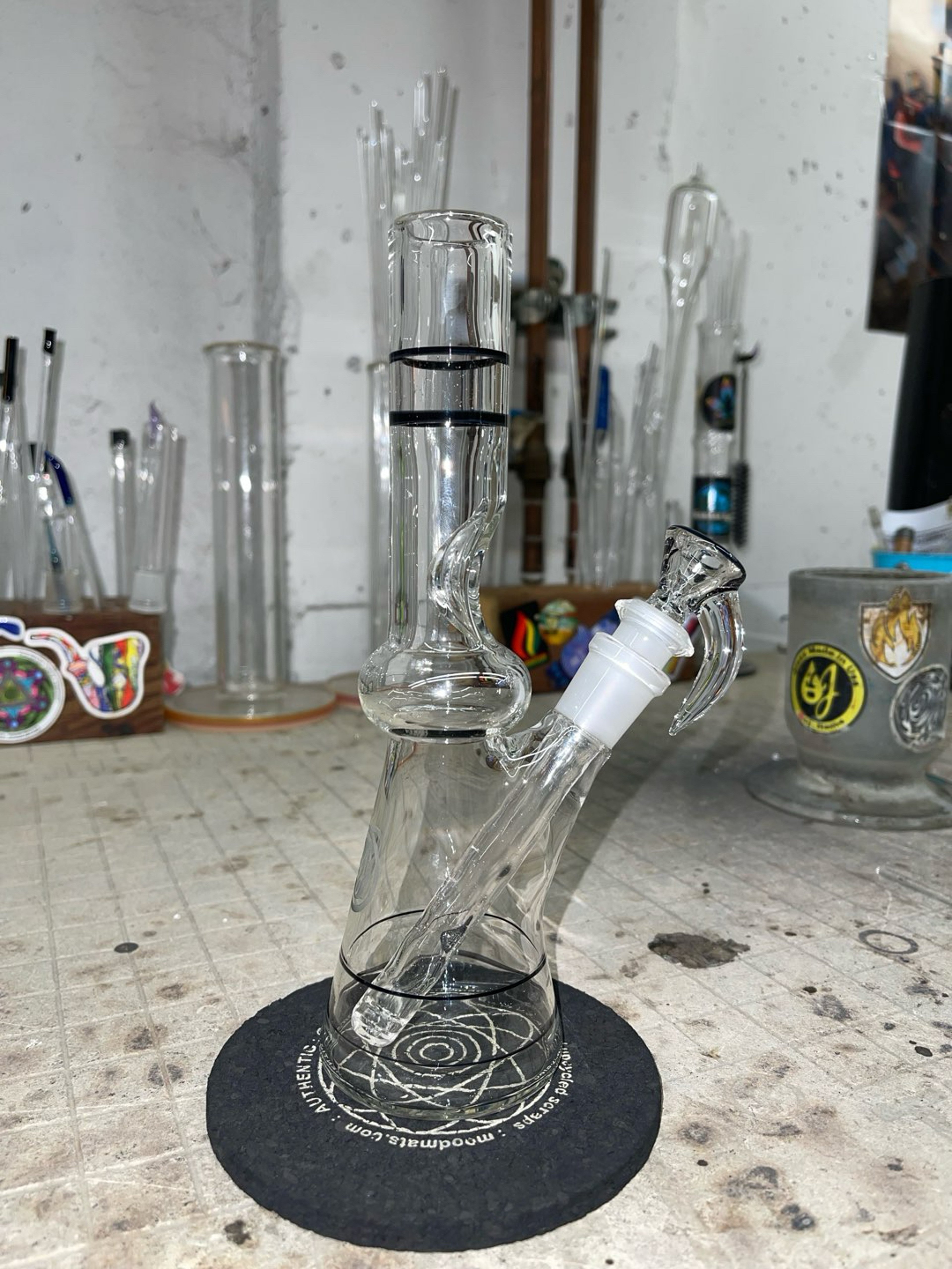 Preview pic of Mini beaker lucy uv color