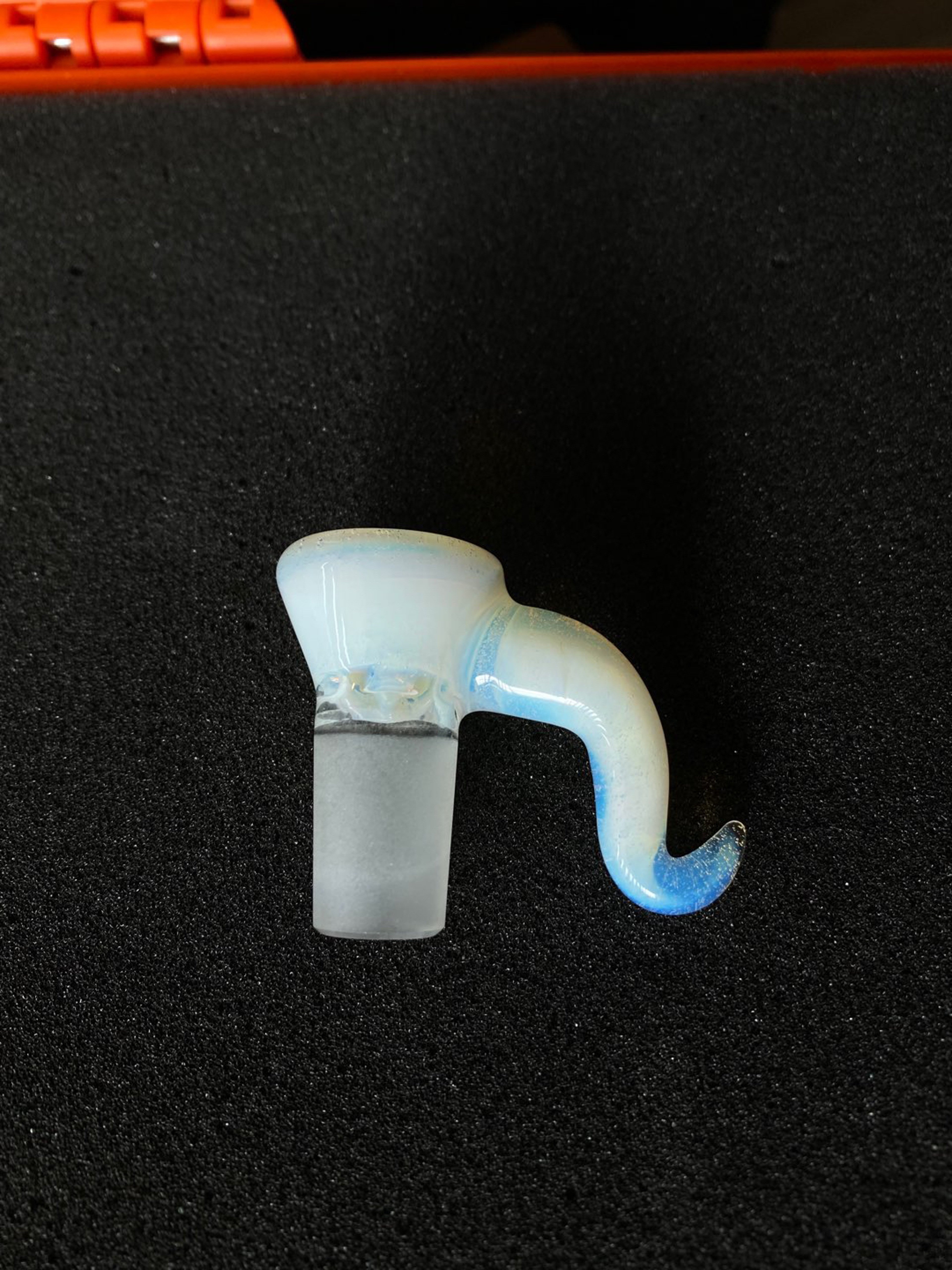 Preview pic of DIFFERENT VIBES 4HOLE 18MM SECRET WHITE