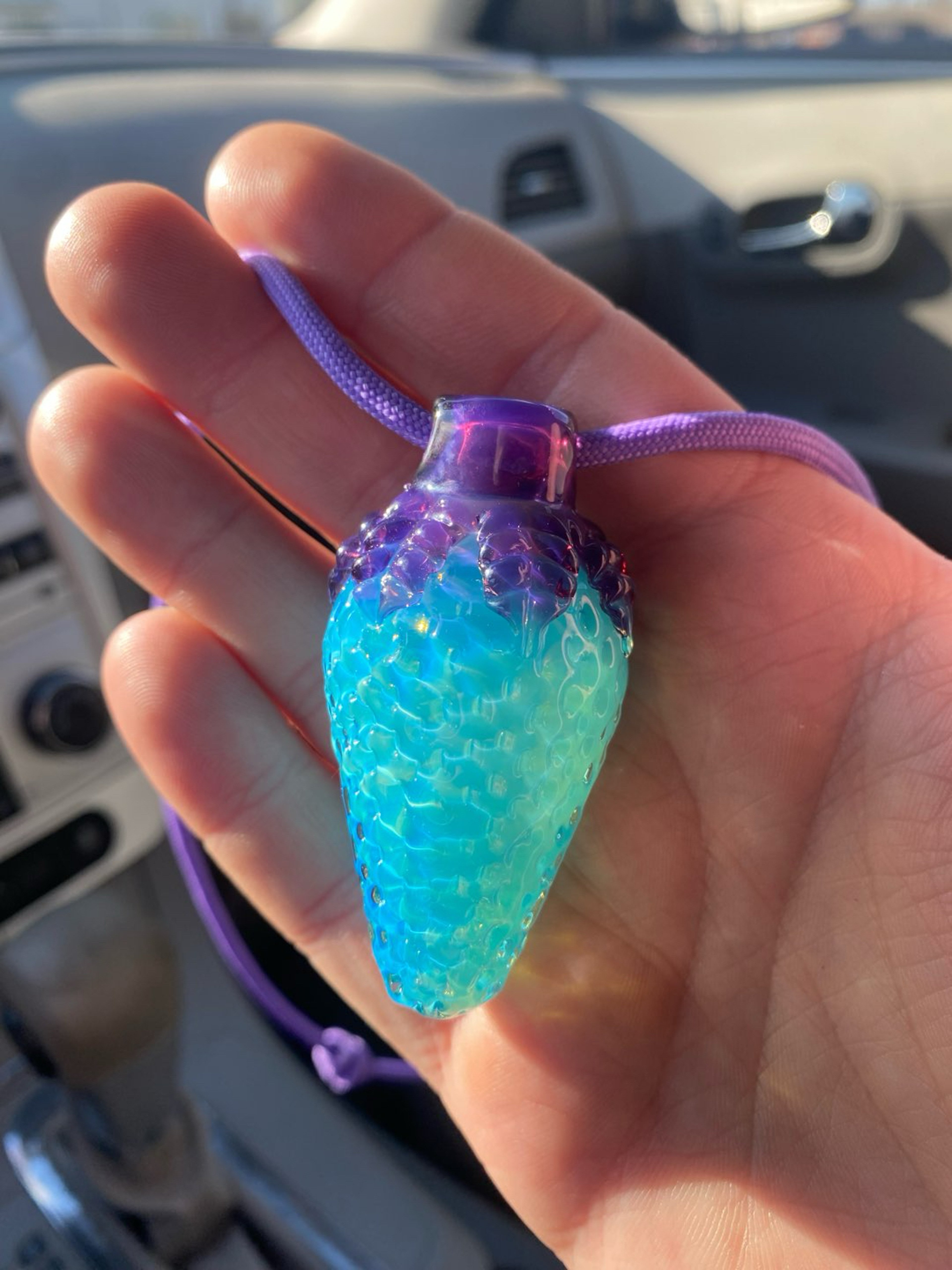 Preview pic of Meta Berry by Strawberry Glass