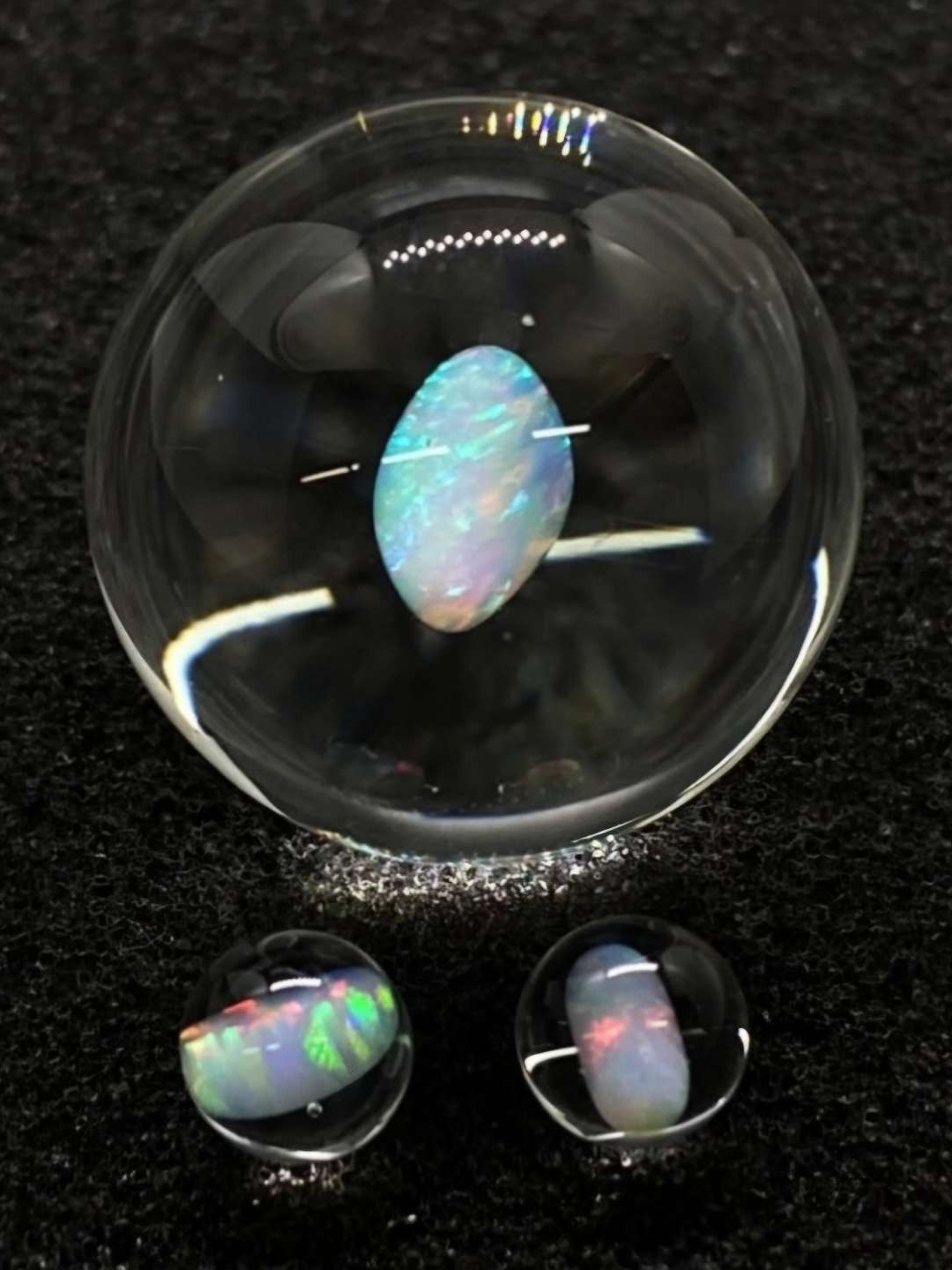 Preview pic of Floating Opal Lock (14mm)and Pearls (8mm) set 🔥