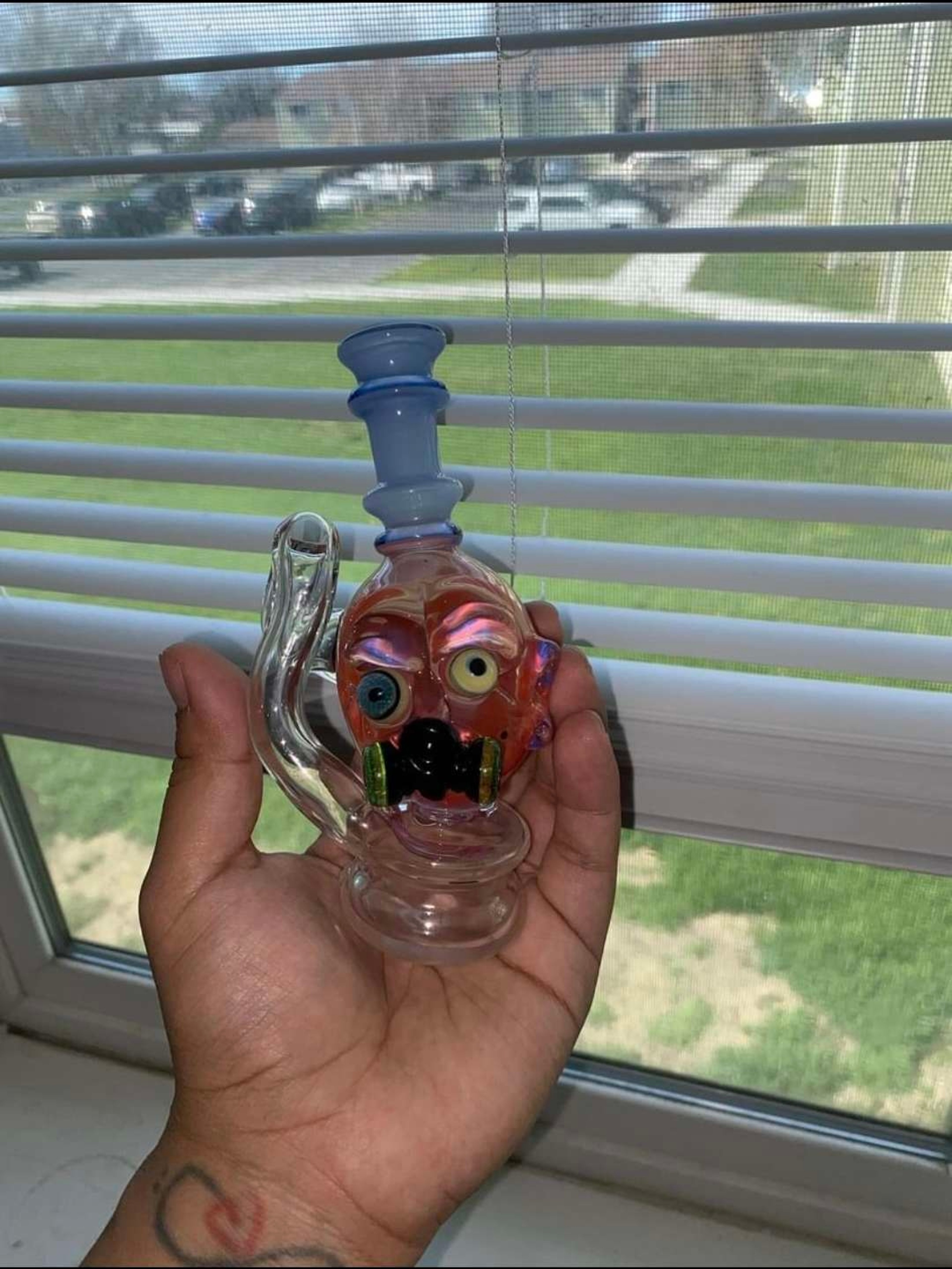 Preview pic of Mango glass puffco top