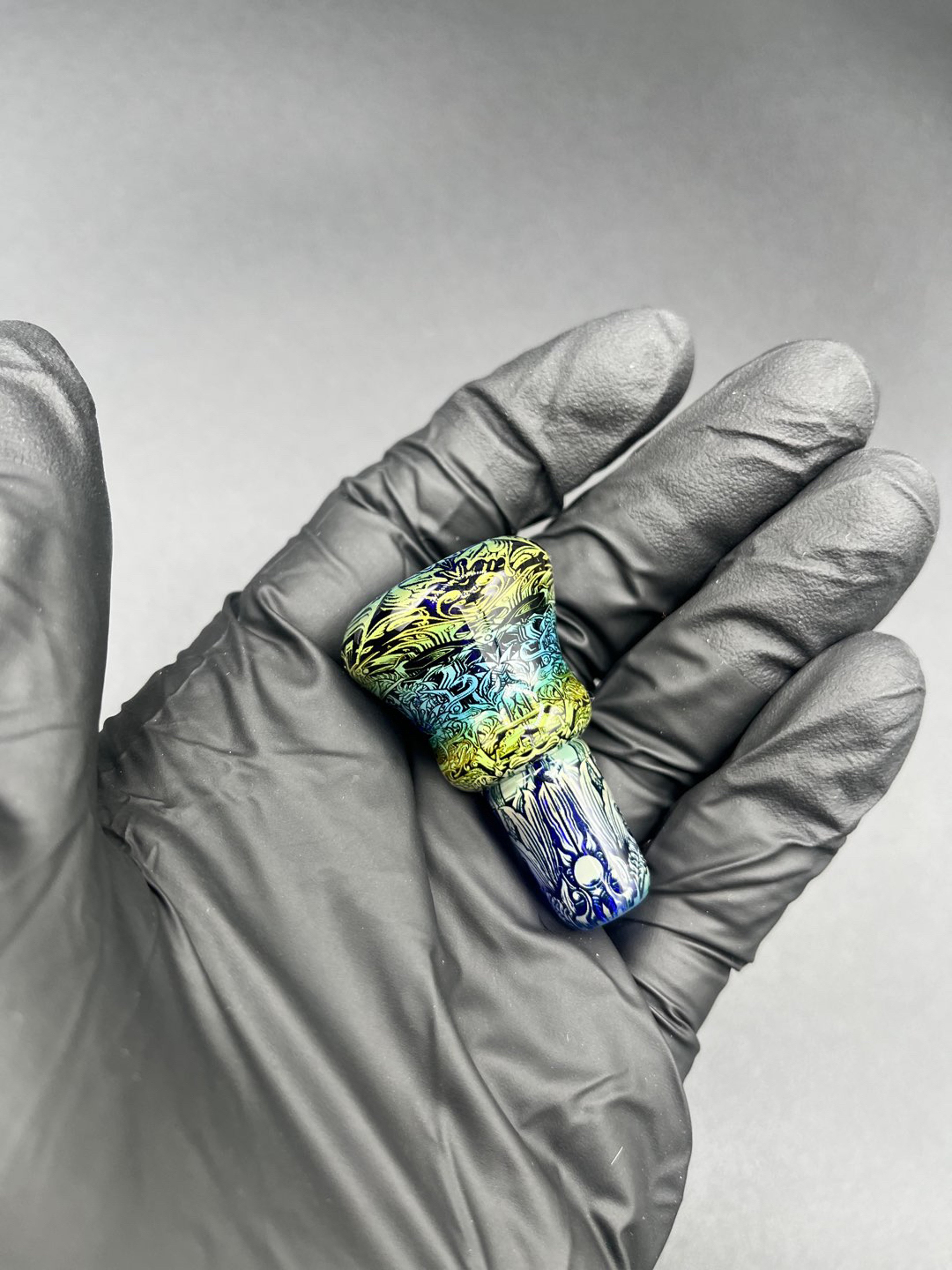 Preview pic of Mothership fumed 14 mm bowl