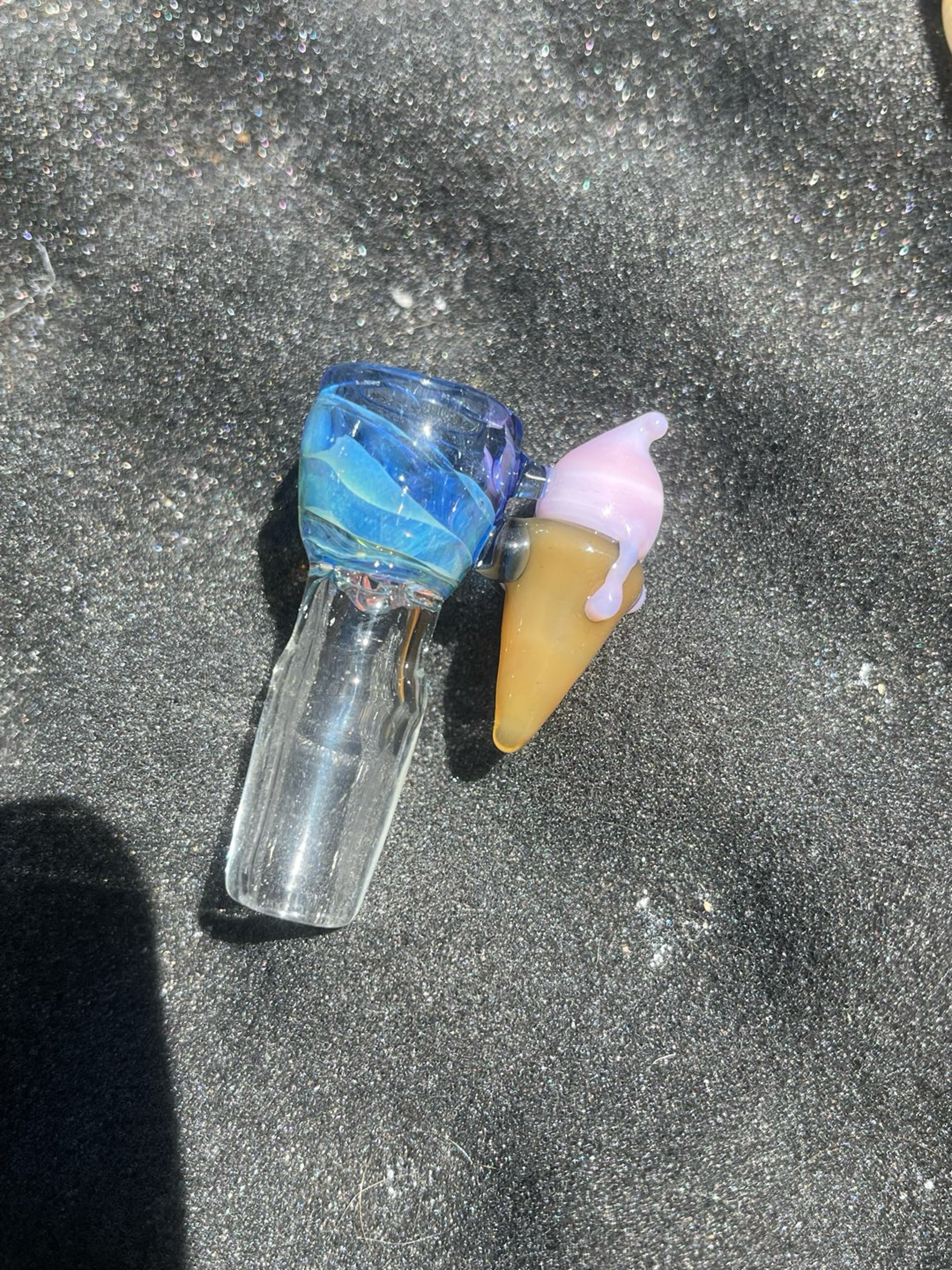 Preview pic of Melting ice cream bowl piece