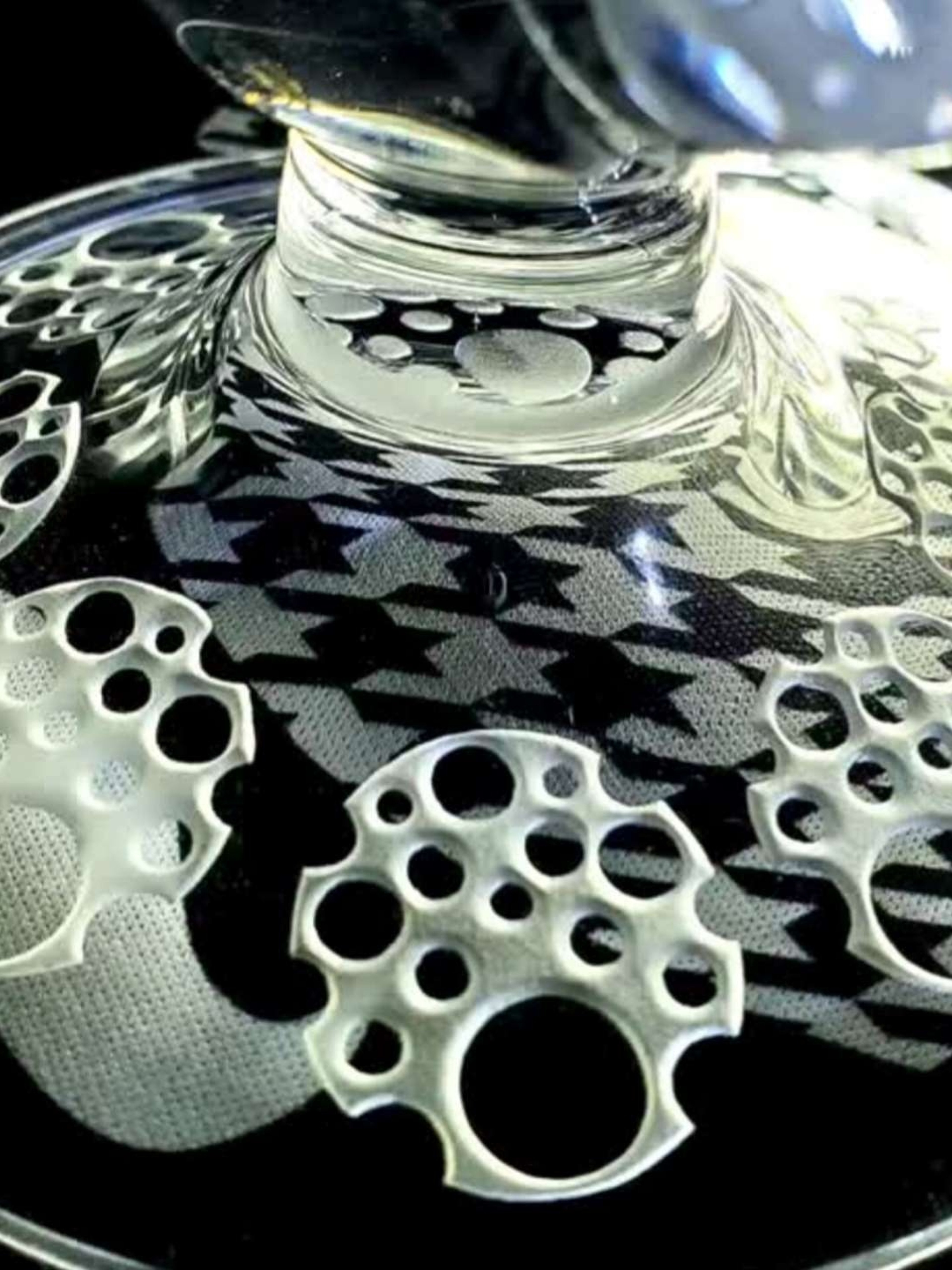 Preview pic of *DISCOUNTED* COLLECTORS Early Dizzle 13.5in O.G. as in Seattle Studio O.G.