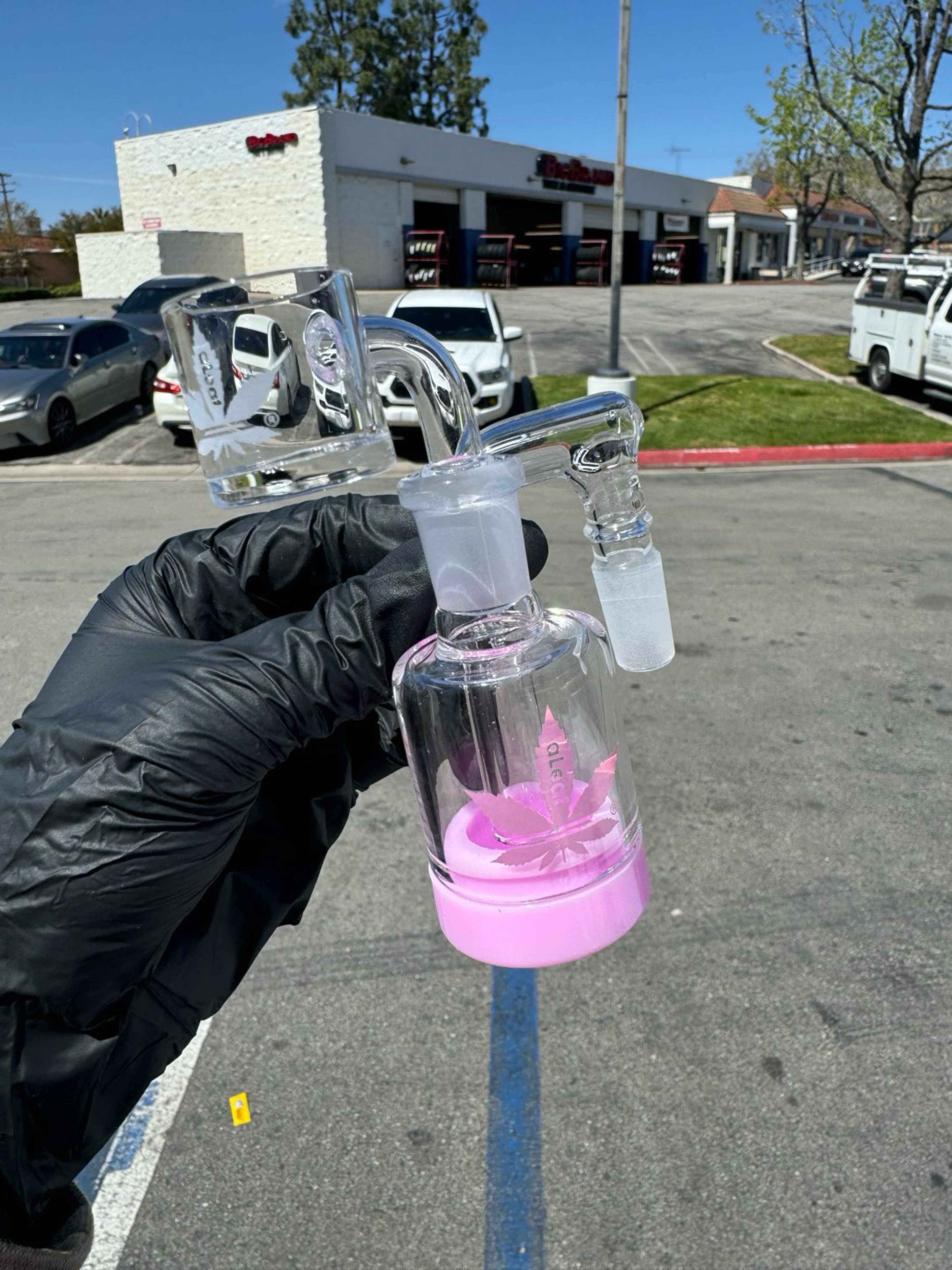 Preview pic of Pink wax reclaimer from aleaf