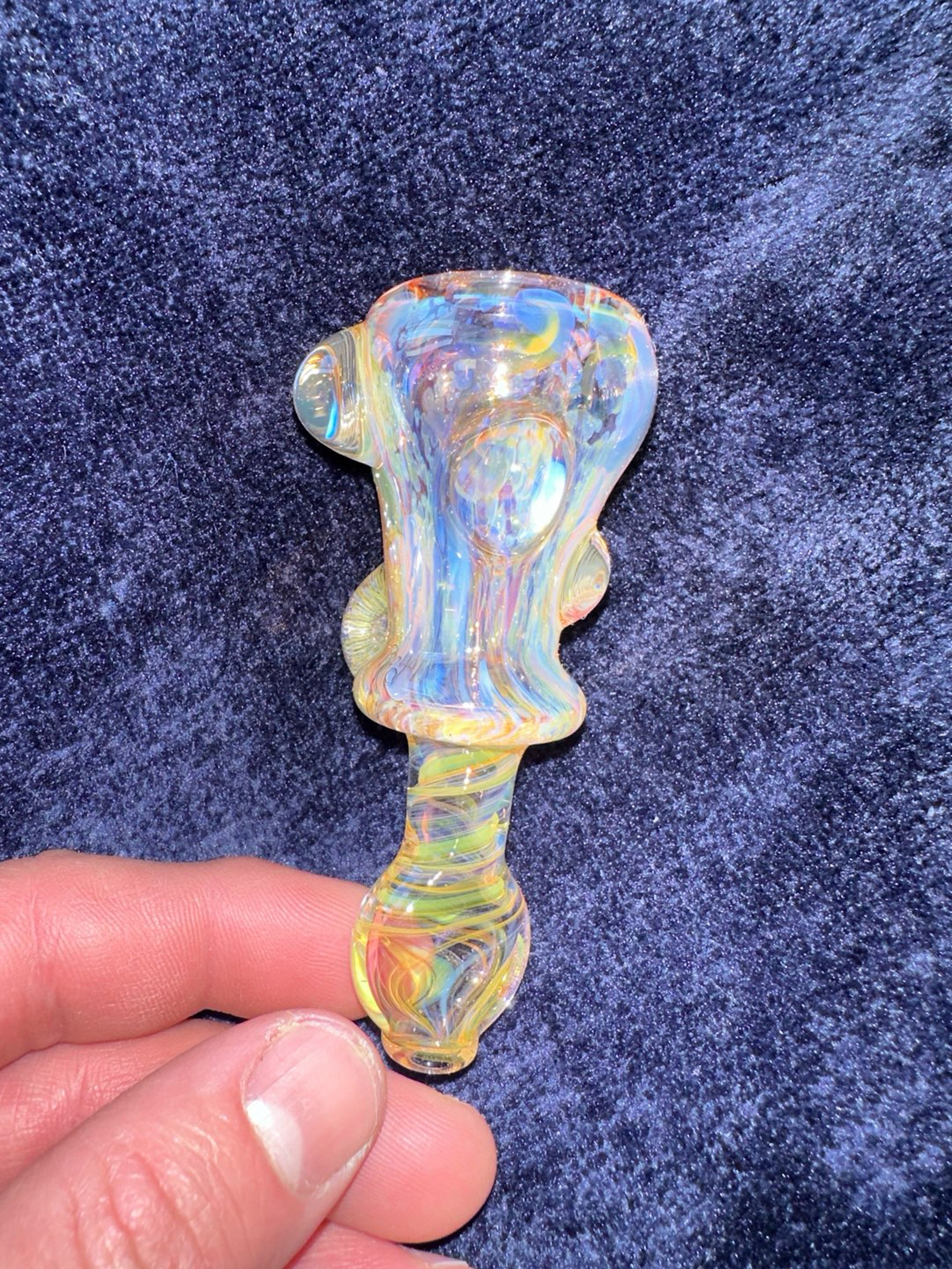 Preview pic of Royal Glass Chillum