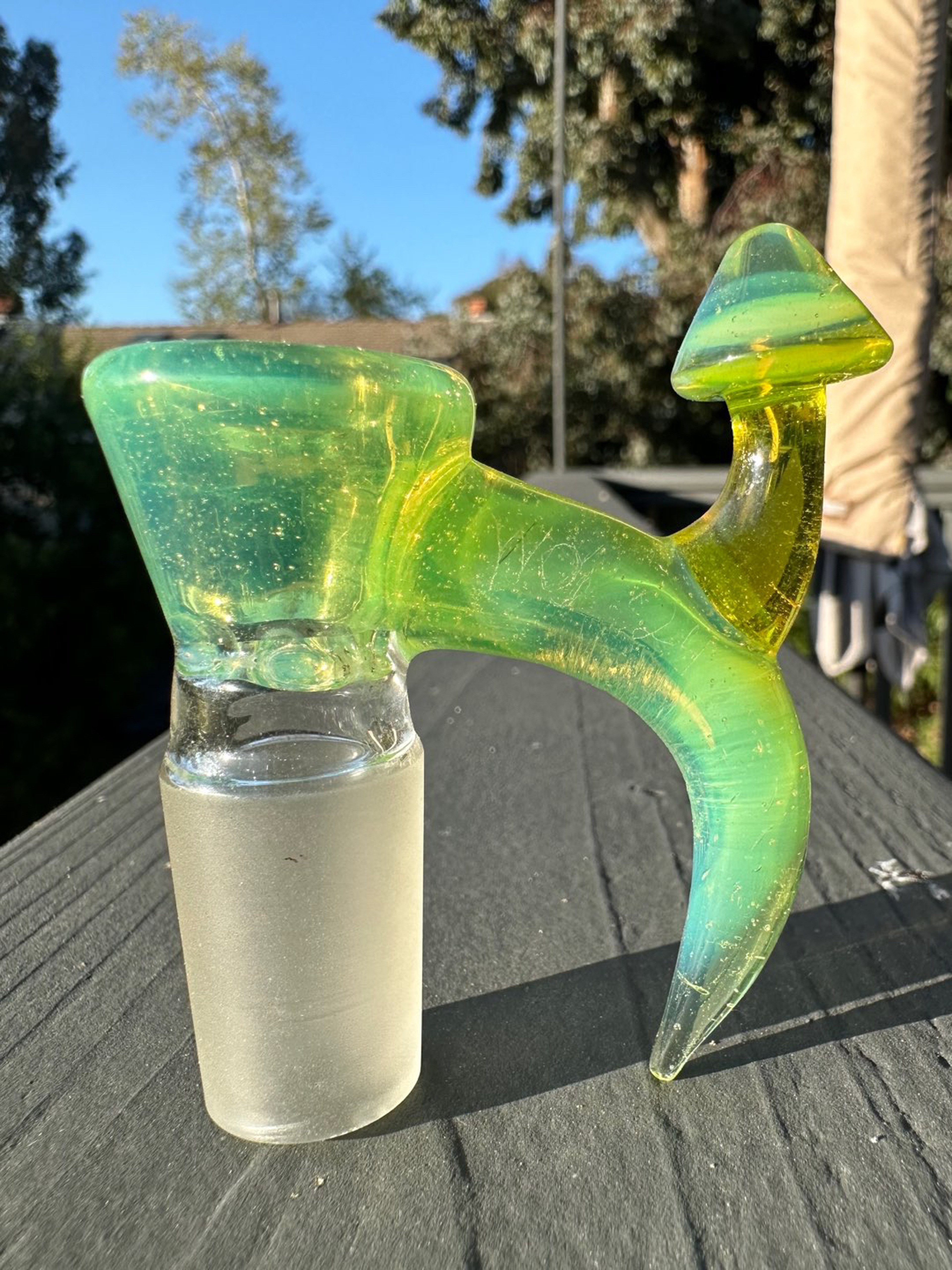 @woj.glass 18/4 Mushroom Slide in Lime Opal image 0