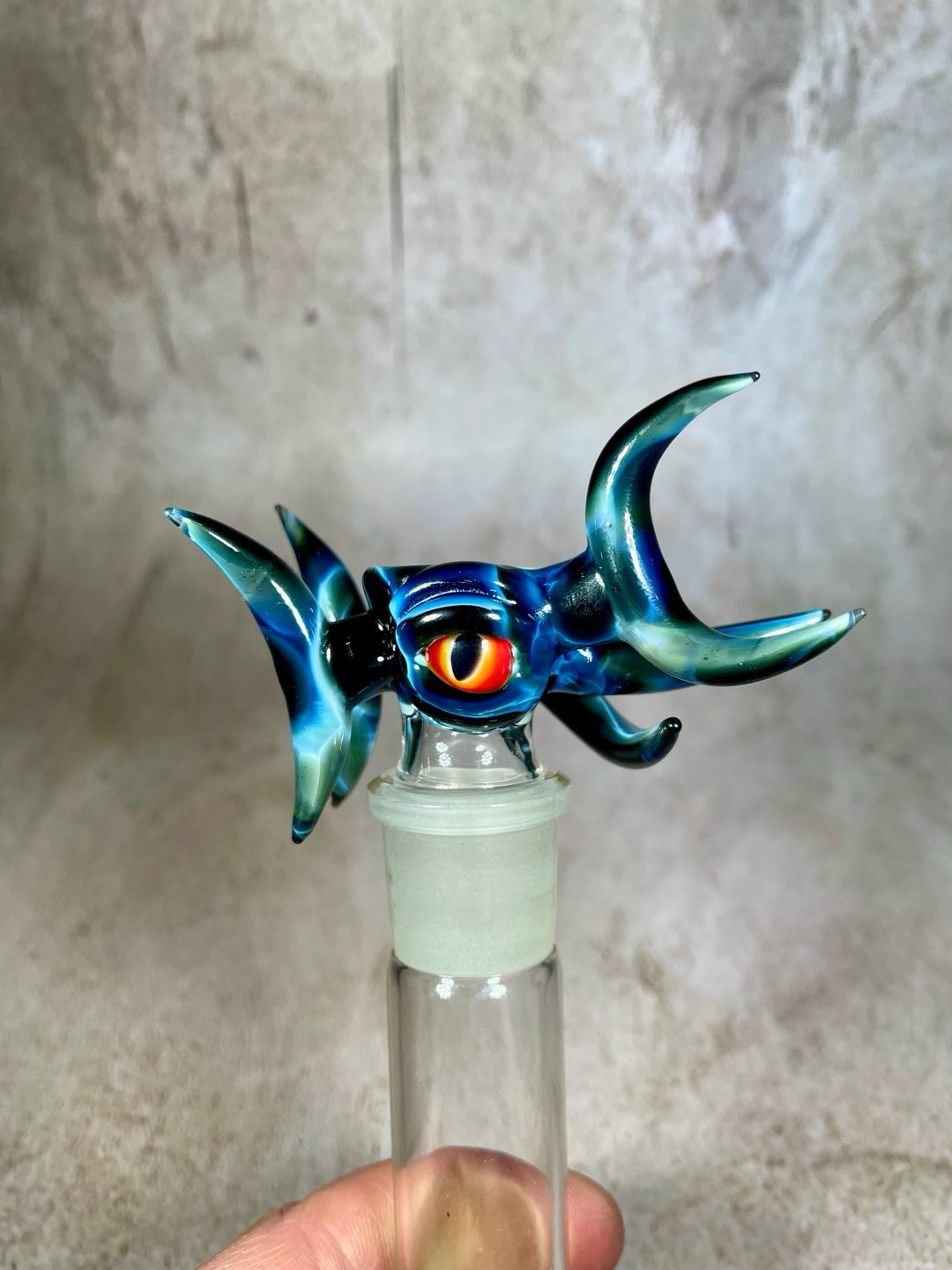 Preview pic of Fade to Black Creature slide 18mm