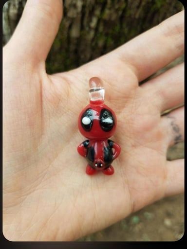 Preview pic of Deadpool pendant by @dematteoart