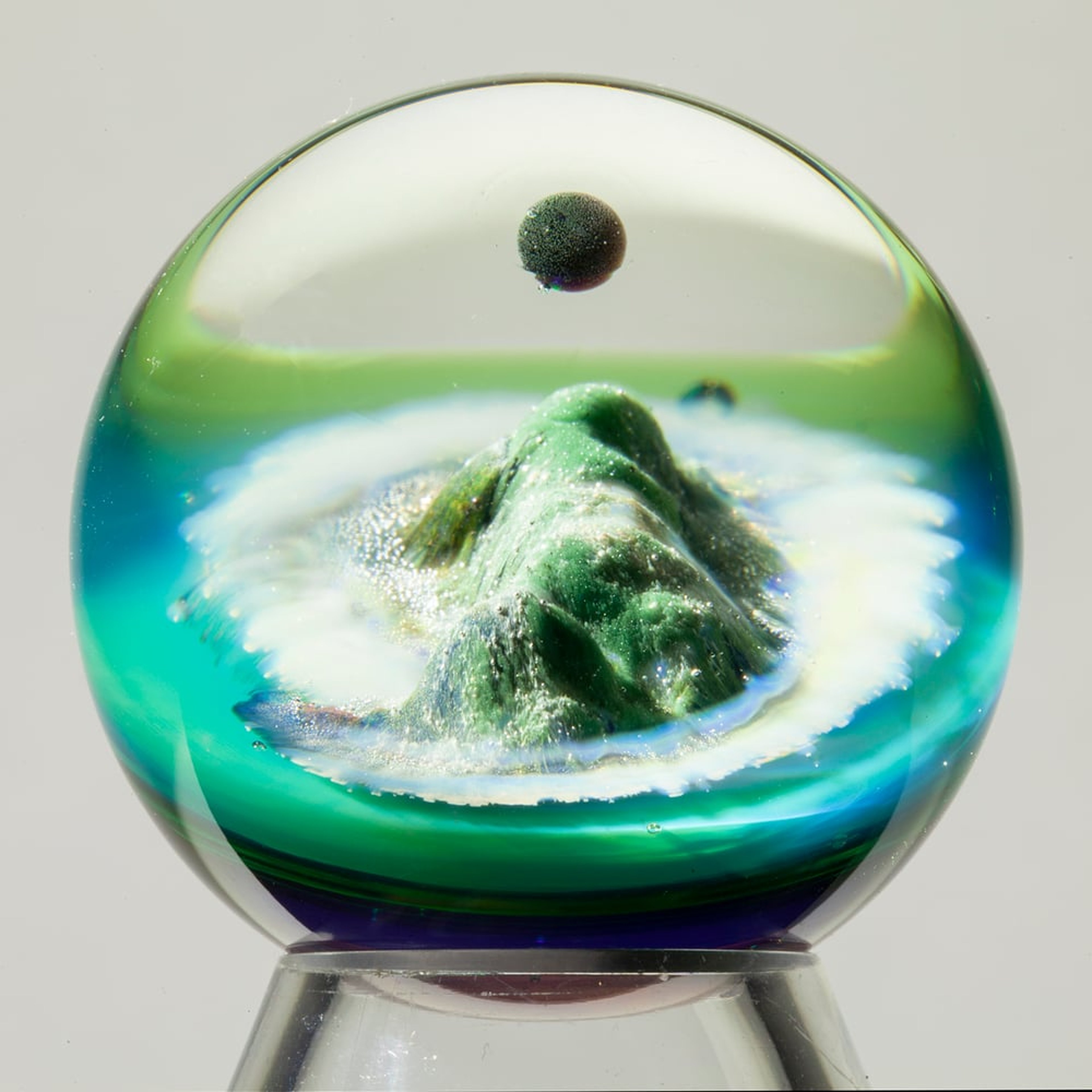 Preview pic of Gateson opal moon island marble