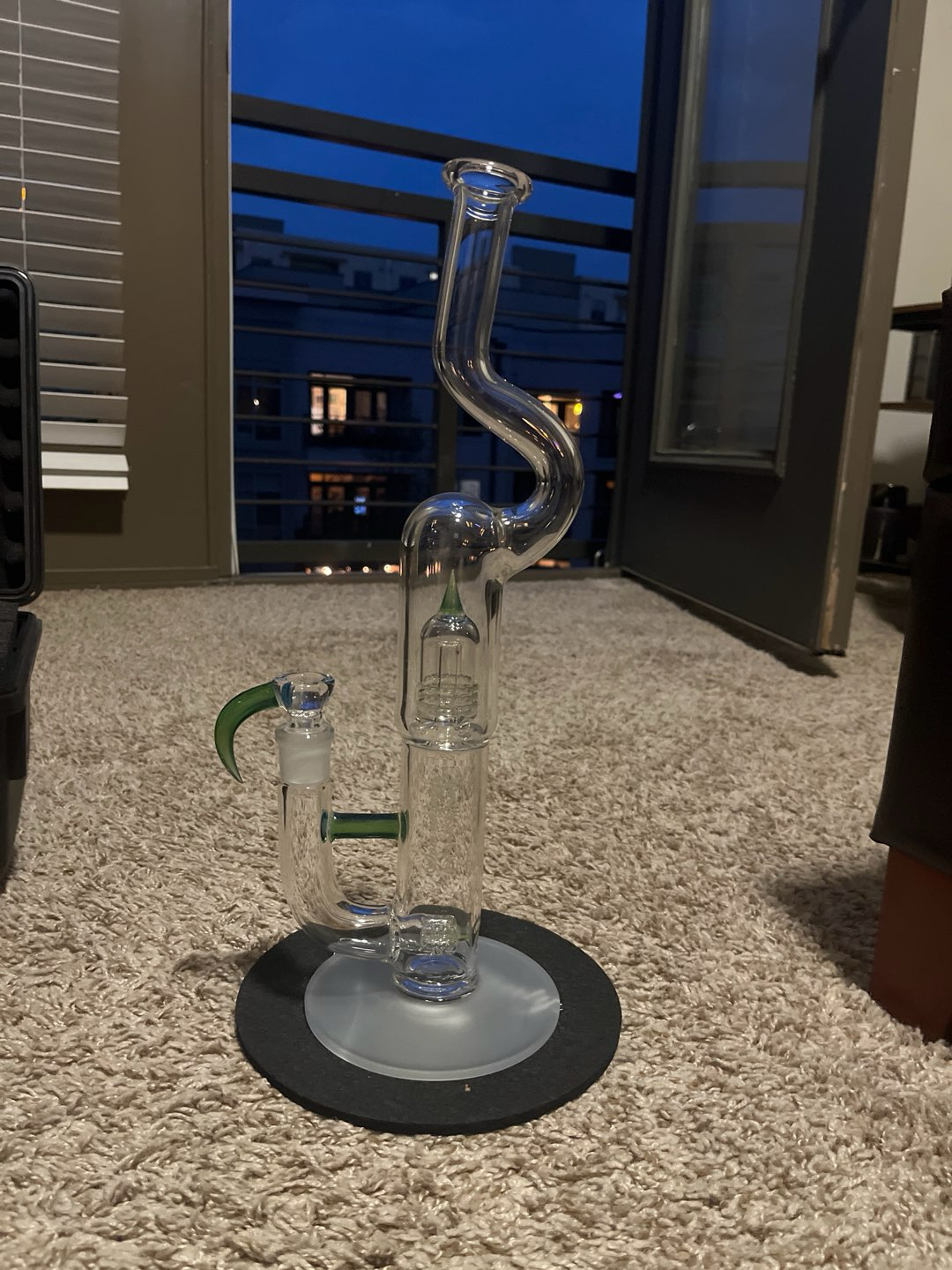 Preview pic of Sovereignty Mini Natty Neck with Frosted Base