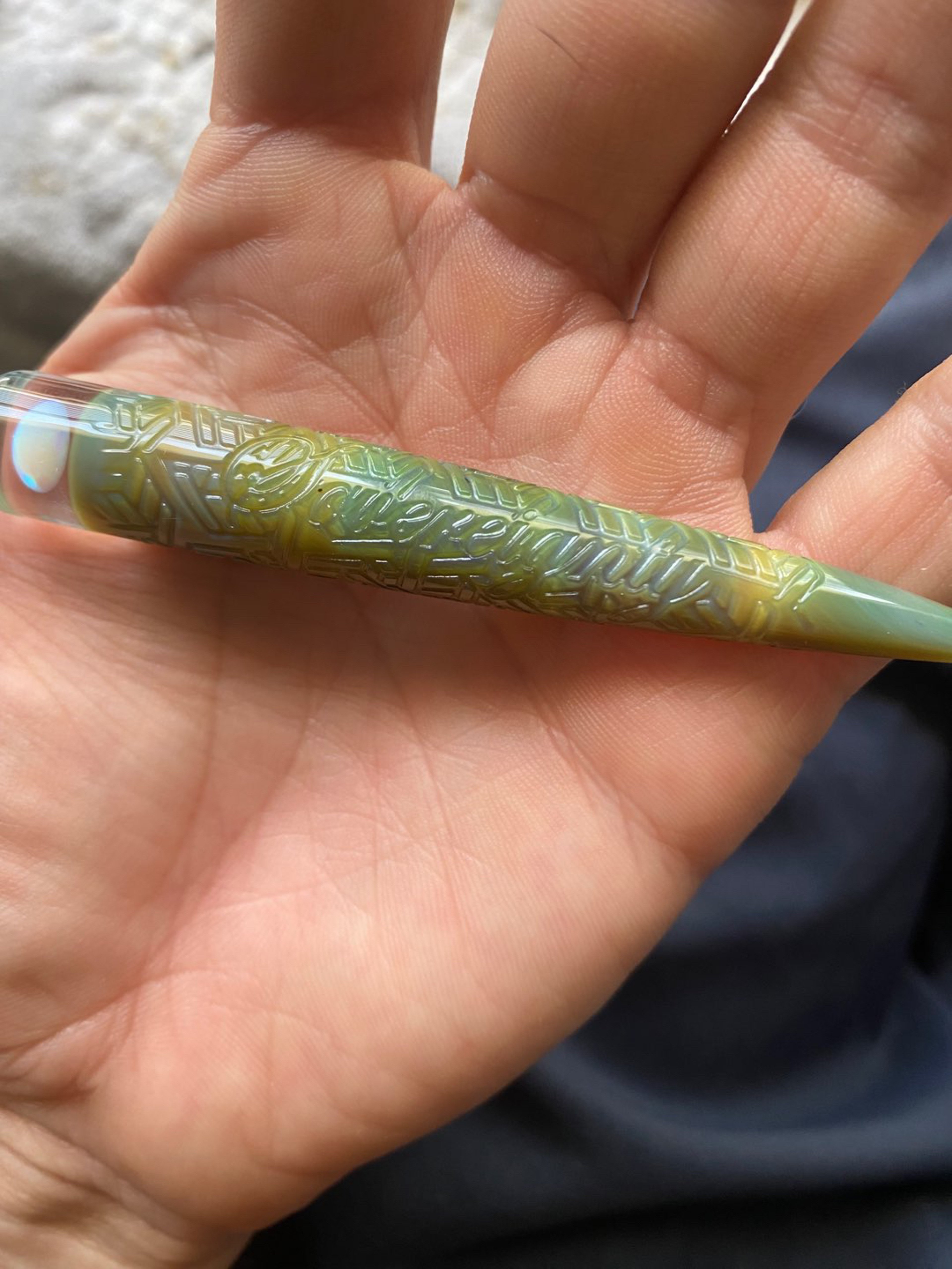Preview pic of Sovereignty Glass Worked Poker