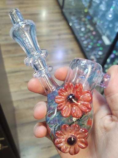 Preview pic of Melissa Evans Flower Pipe