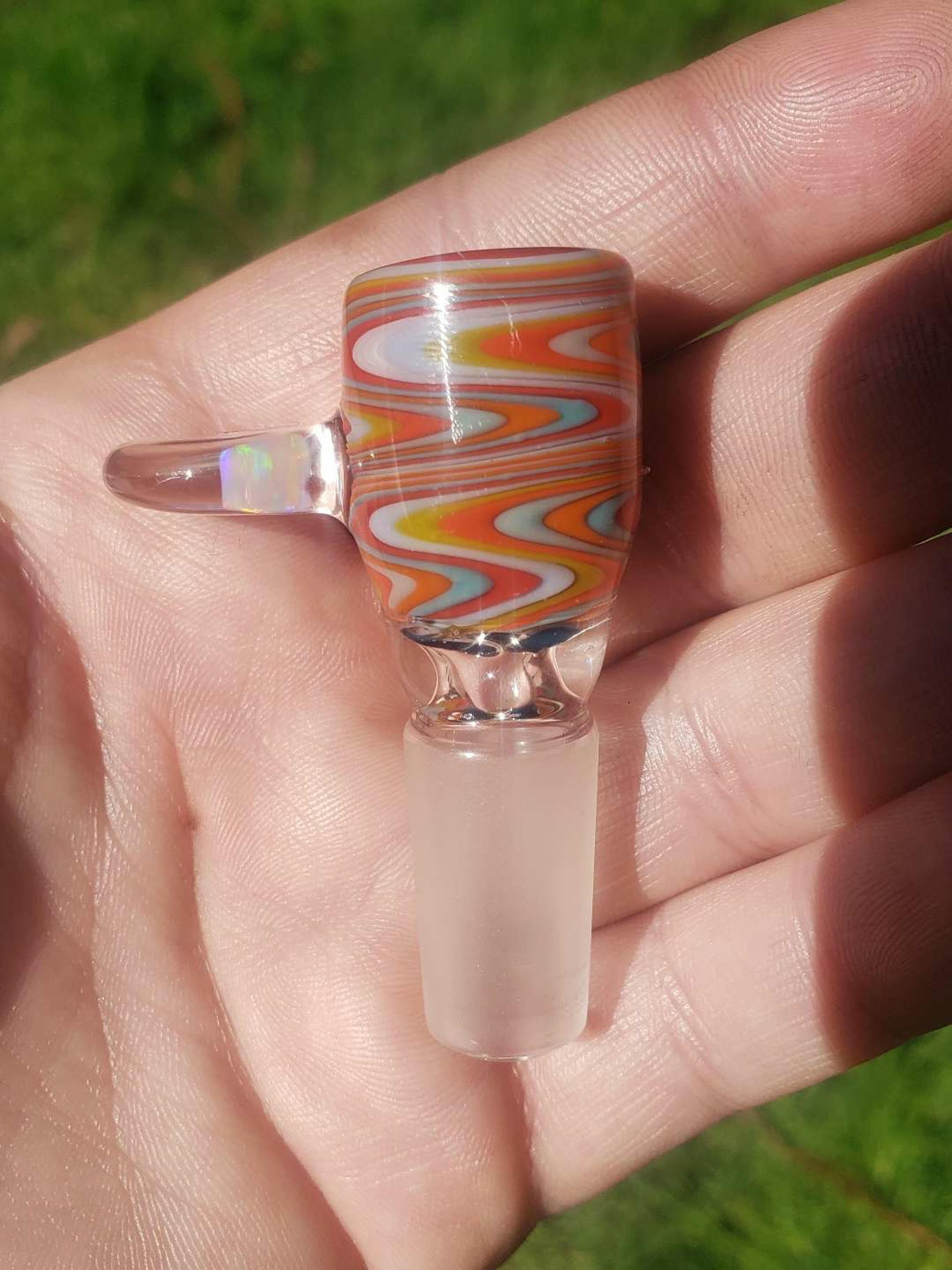 Preview pic of 14mm bowl 3 hole screen