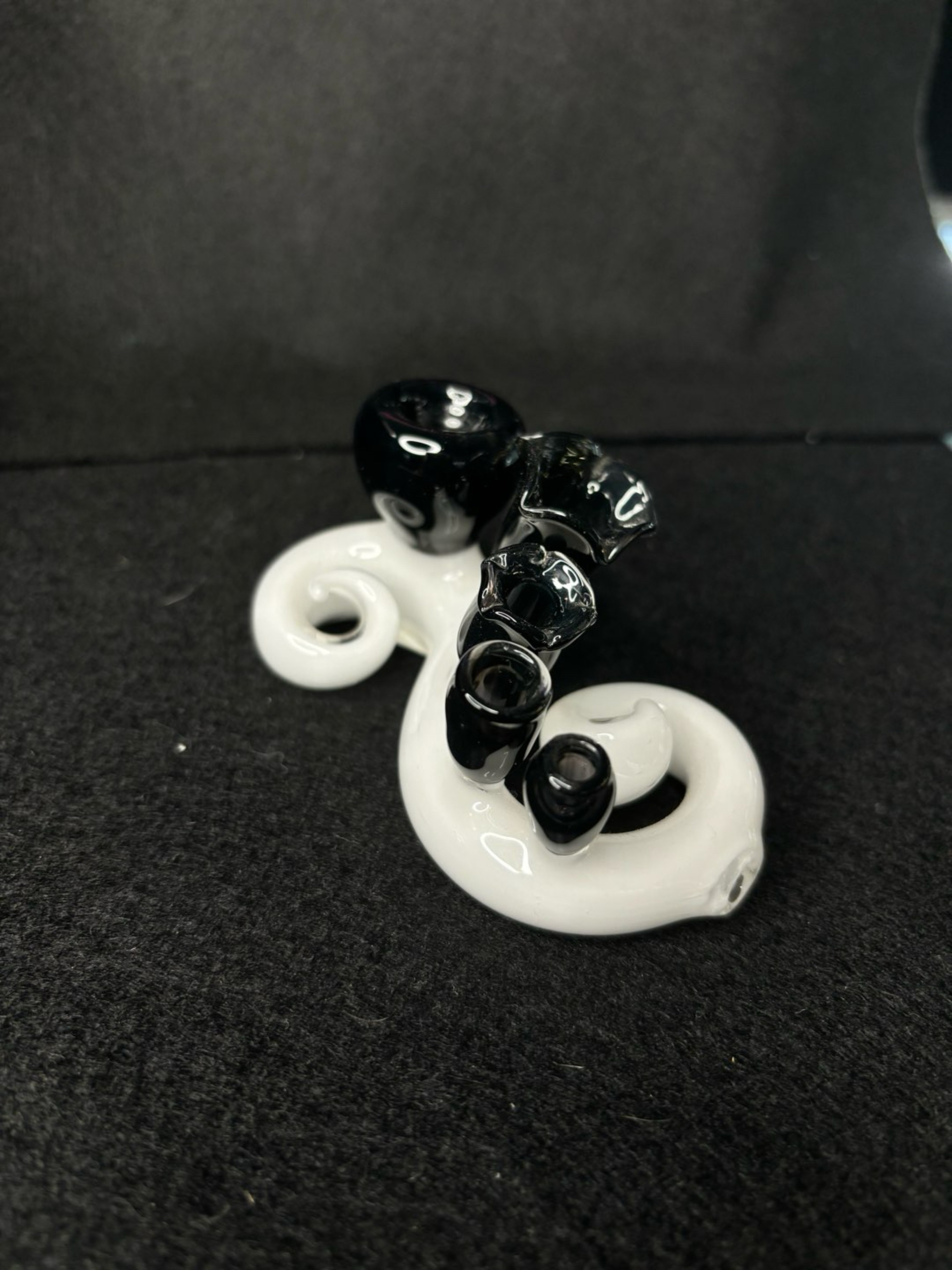 Preview pic of Spoon pipe (Unknown Artist)