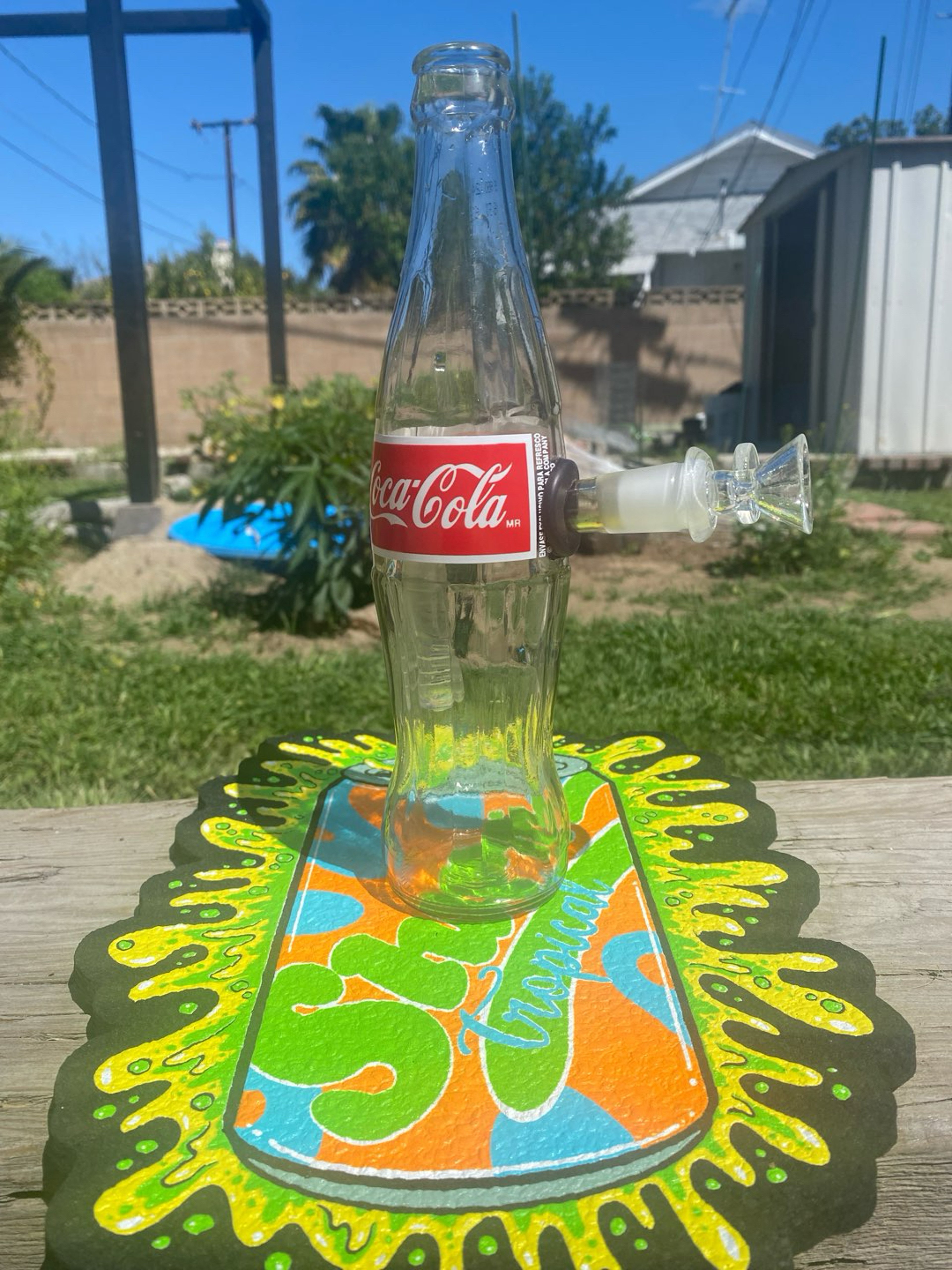 Preview pic of Coke Bottle Bong