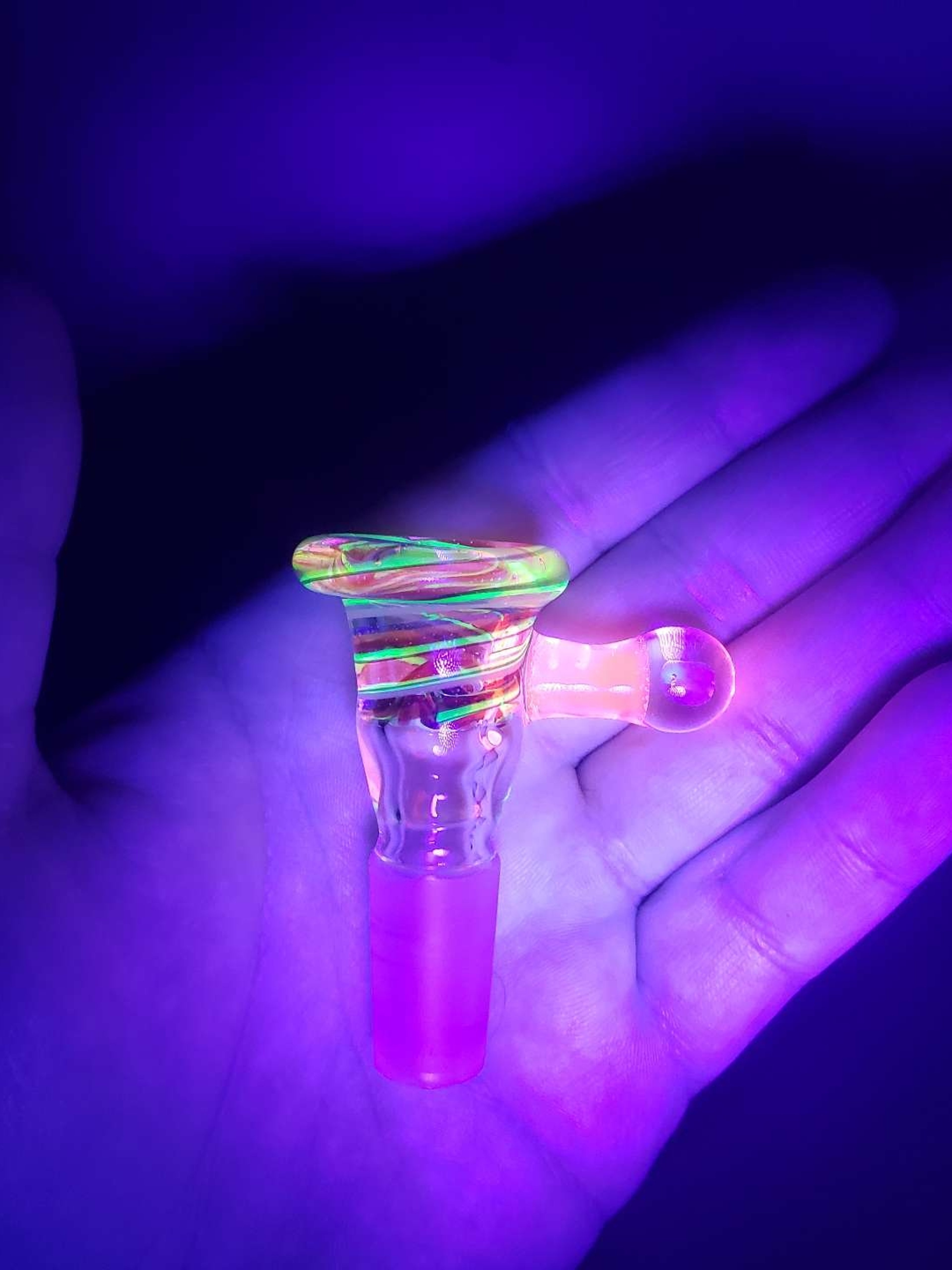 Preview pic of 14mm 3 hole UV bowl