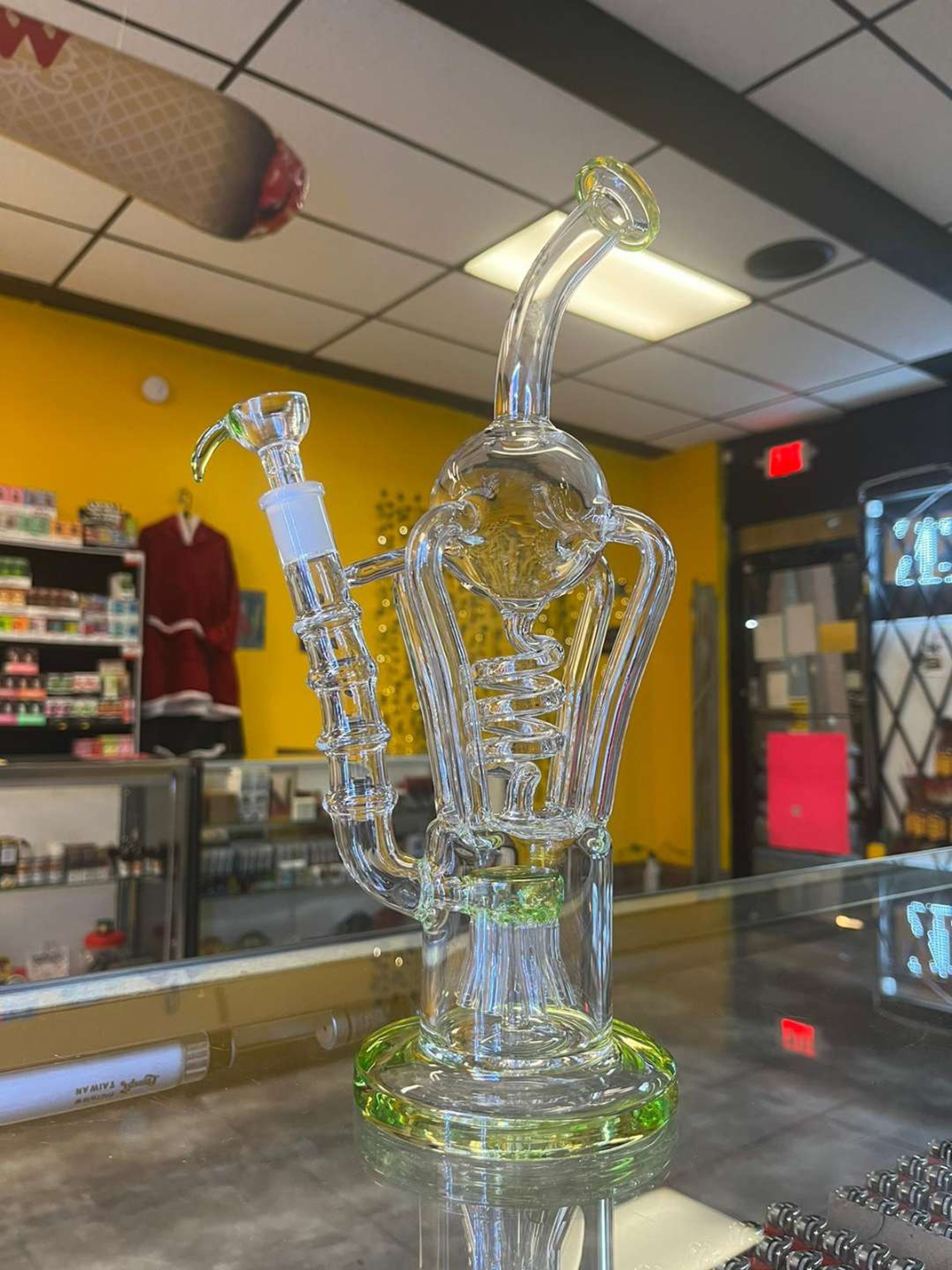 Preview pic of Galaxy SOS Glass Recycler Rig