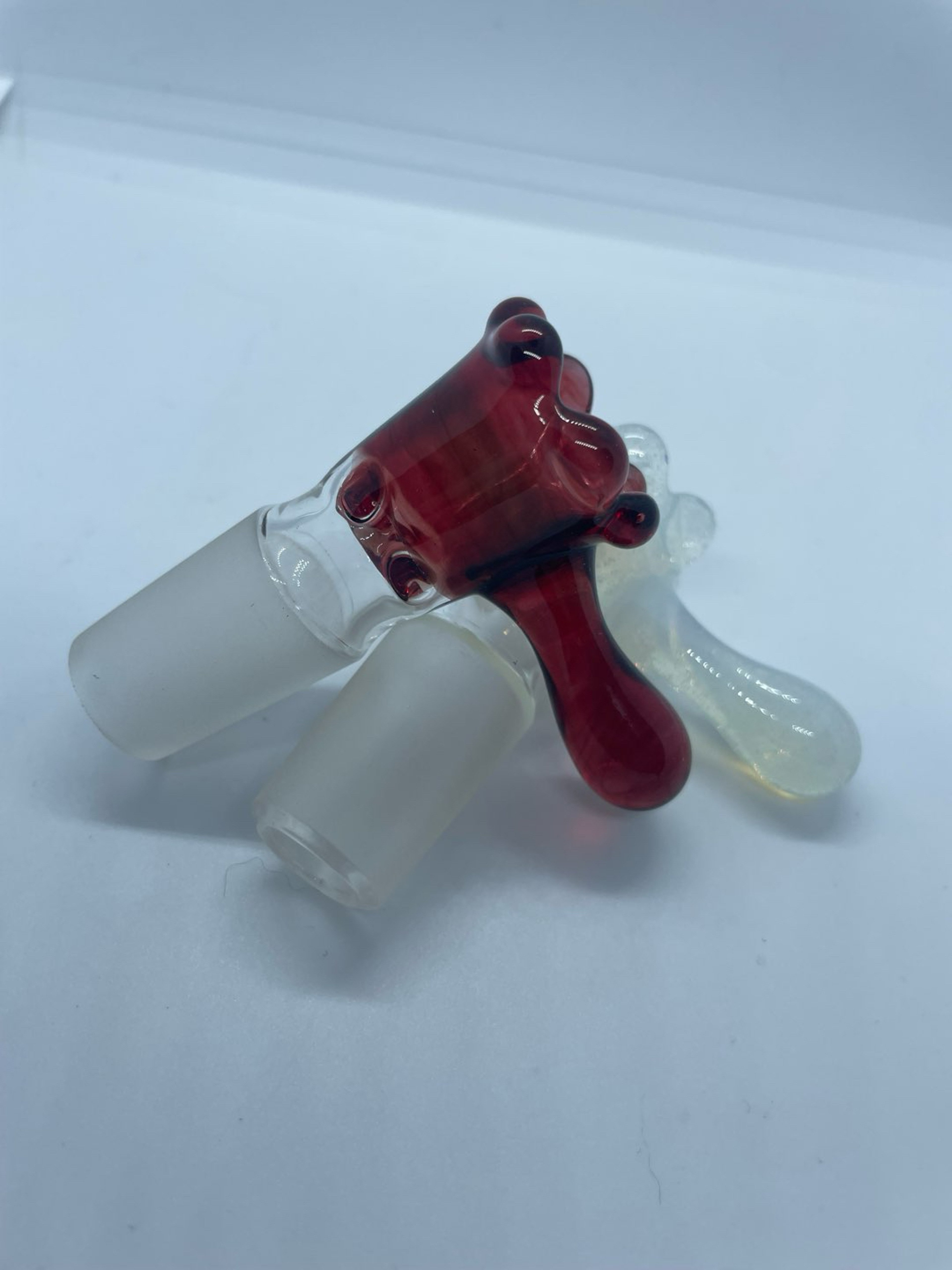 Preview pic of Red handblown bowlpiece 18mm 4 hole