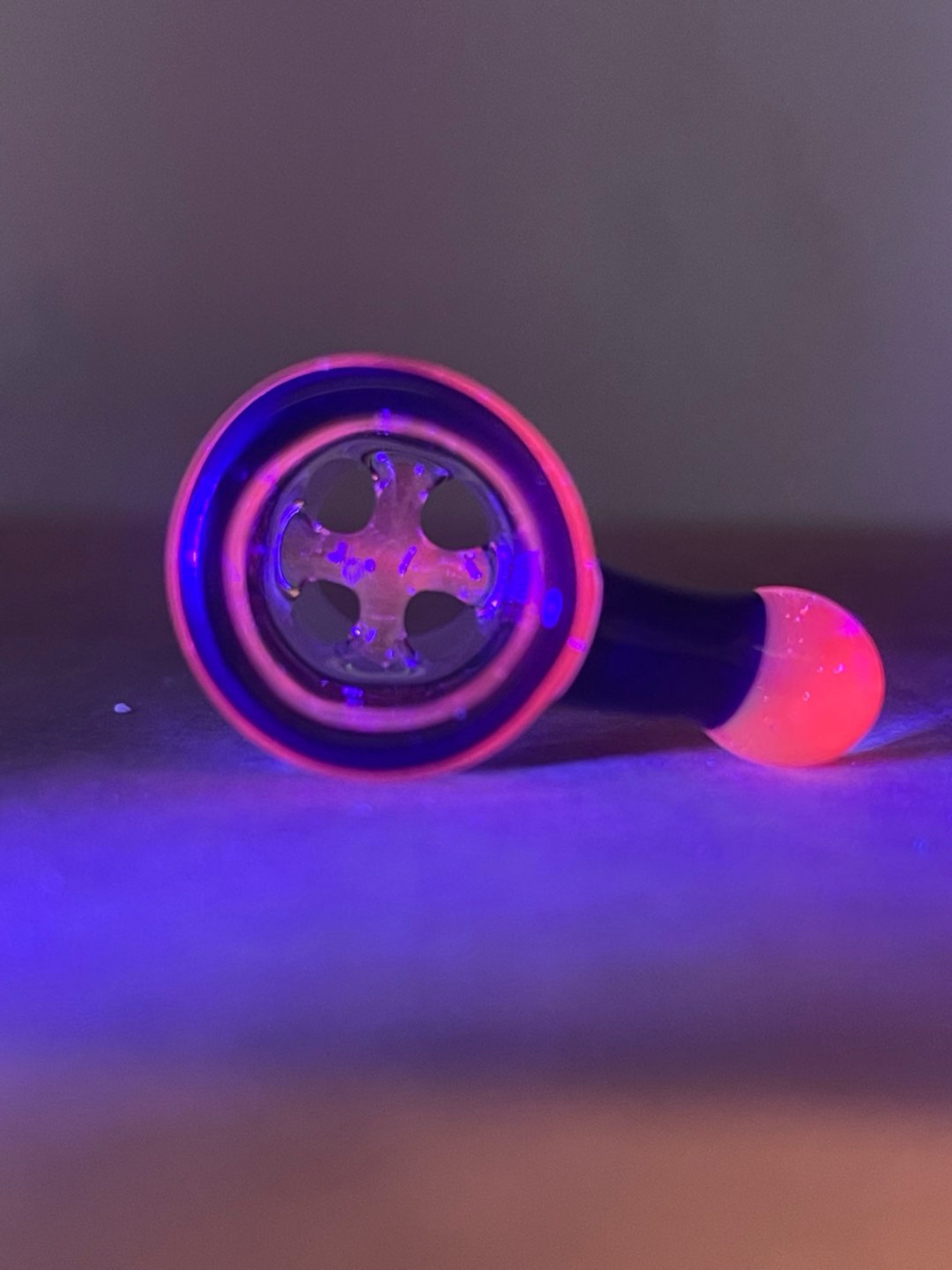 Preview pic of 18mm slides with uv color