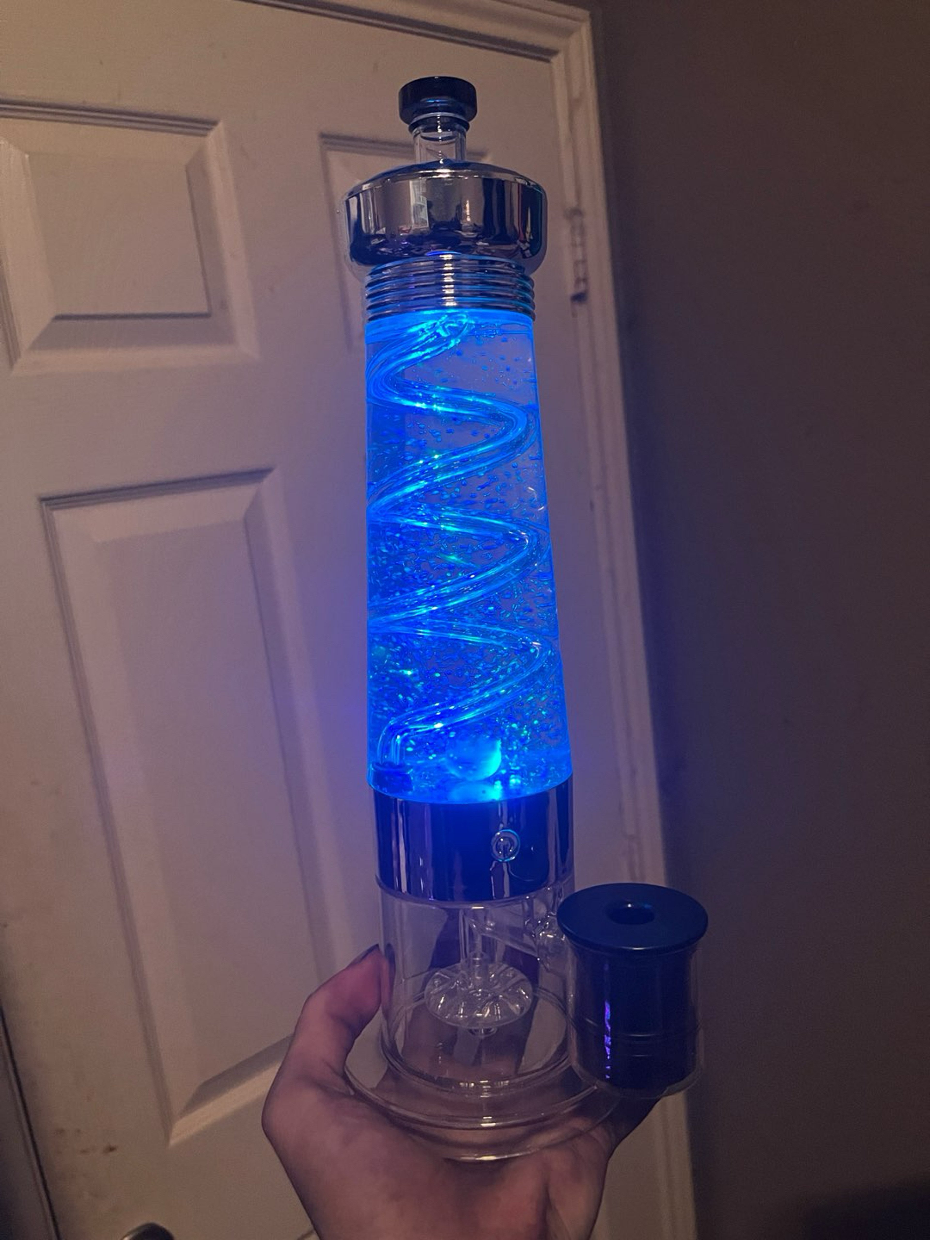 Preview pic of Lava Lamp Bong
