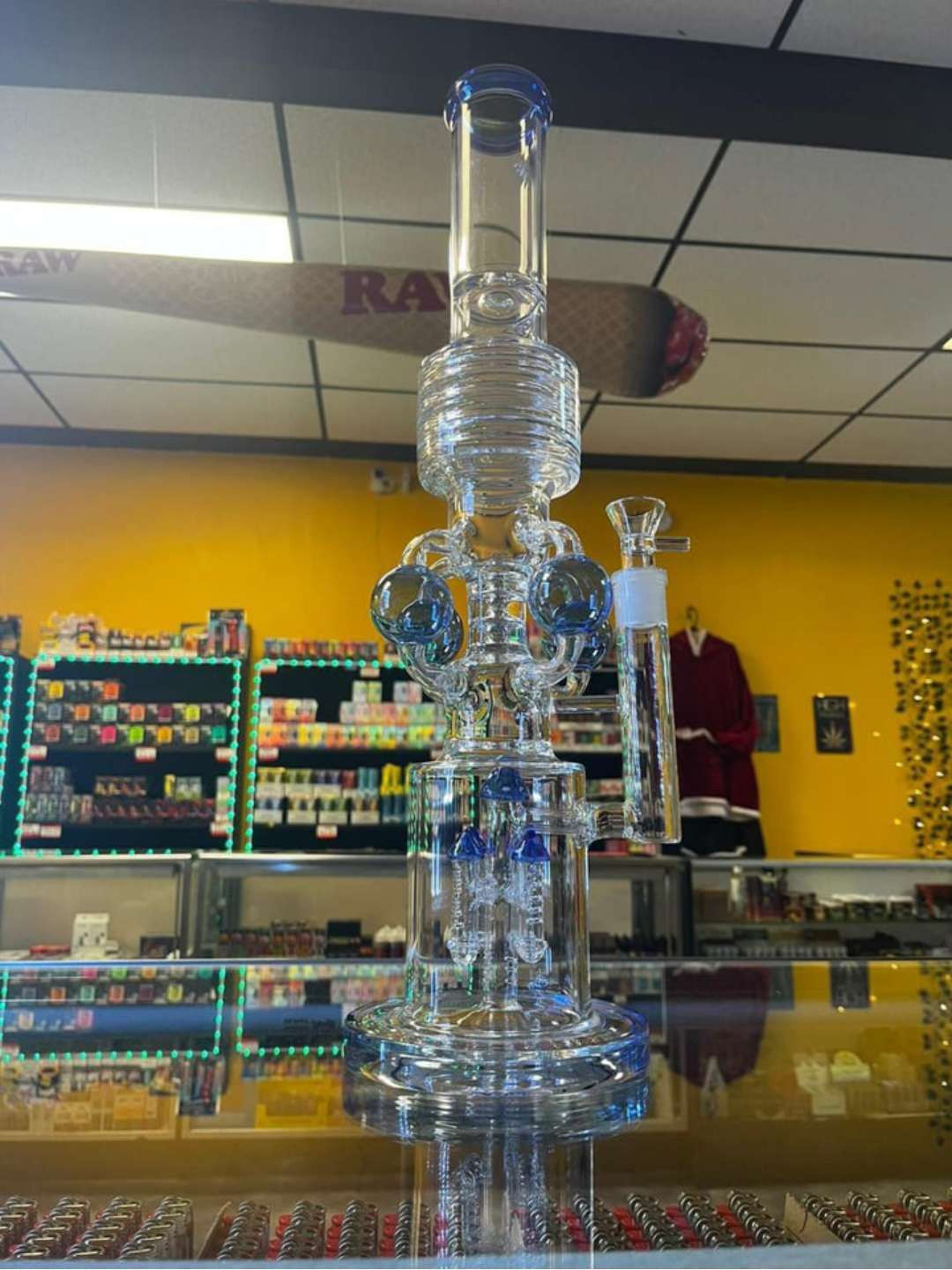 Preview pic of Tall Thick Glass Recycler Rig