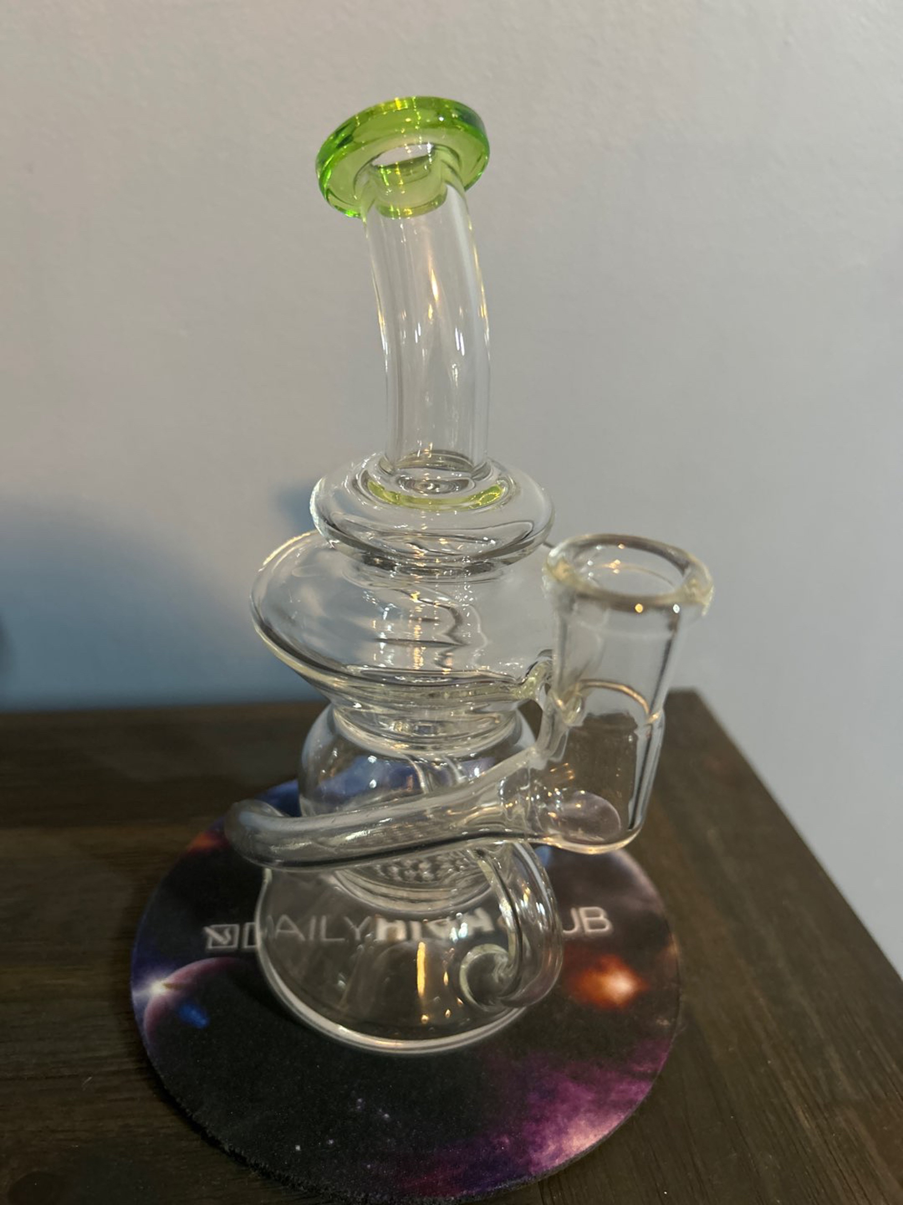 Preview pic of Green Accented Recycler Rig/Bong