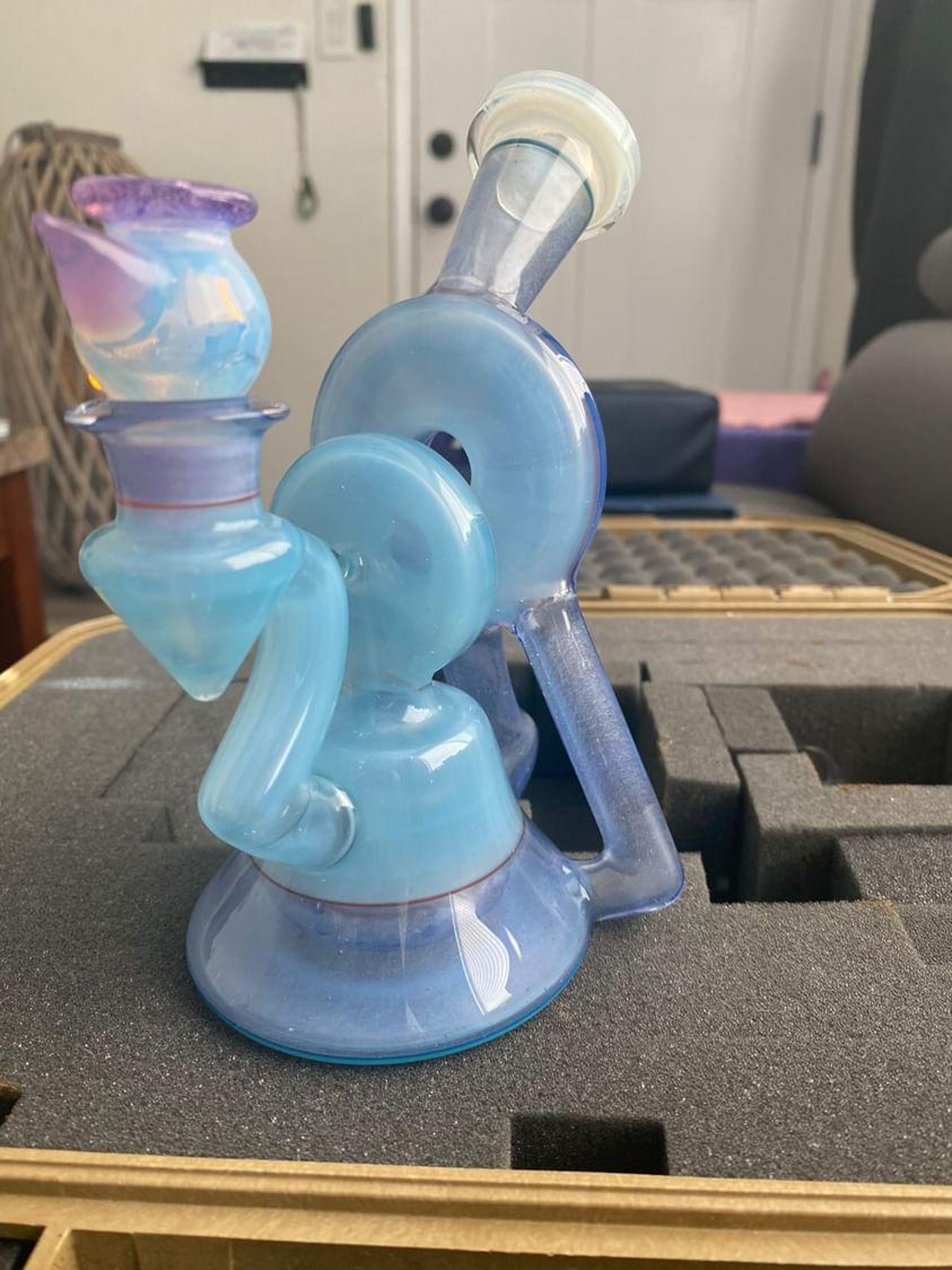 Preview pic of Gobs Glass Double Doughnut Recycler