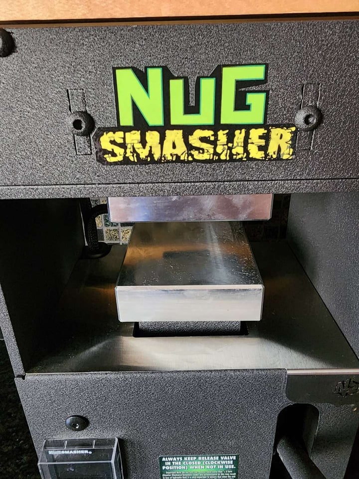Nug Smasher OG 12 Ton Personal Rosin Press (like new condition) Image 2