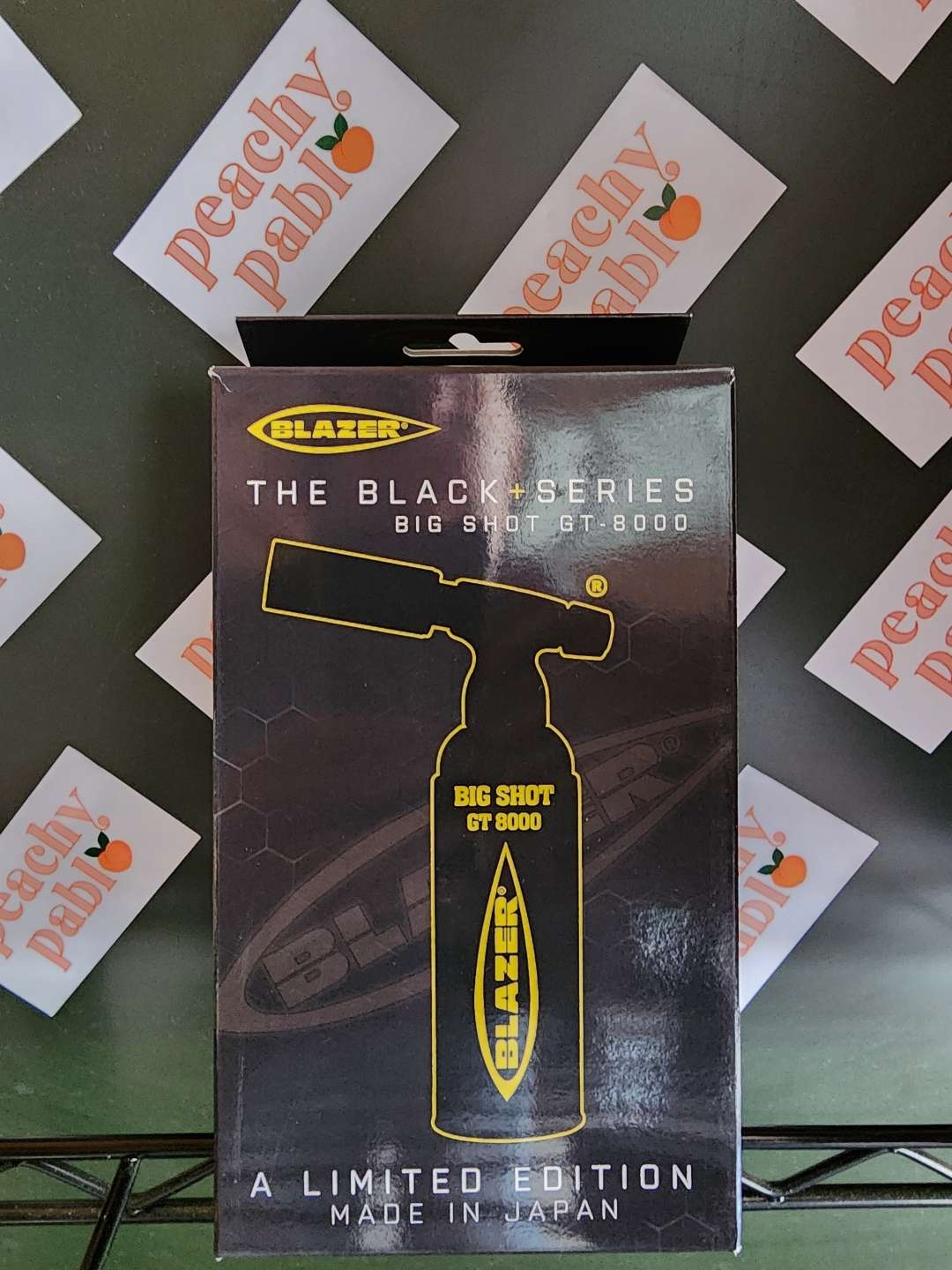 Preview pic of Blazer Big Shot GT8000 torch - Limited Edition Black Series w/ Yellow Logos