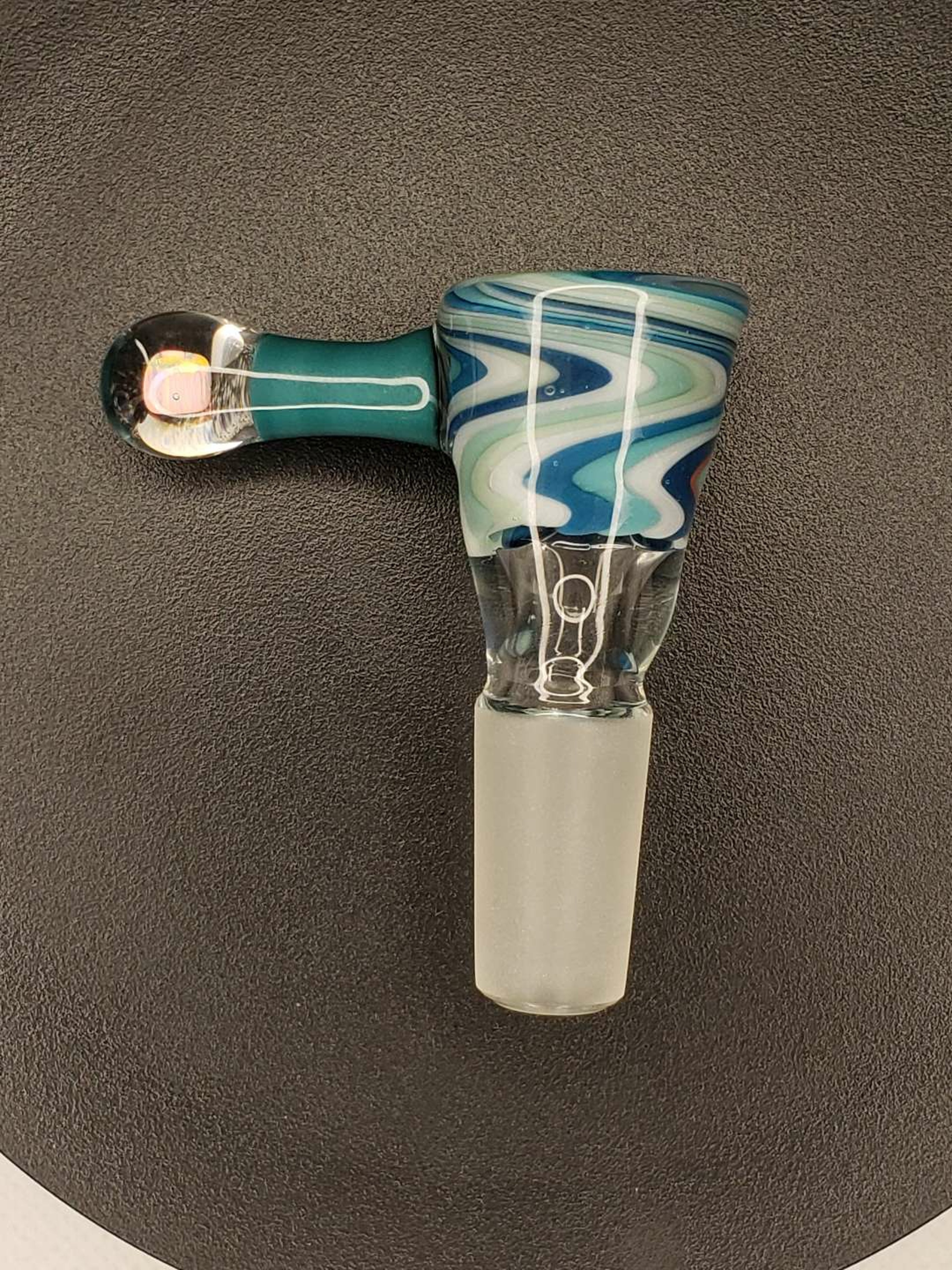 Preview pic of 3 hole 14mm bowl/slide